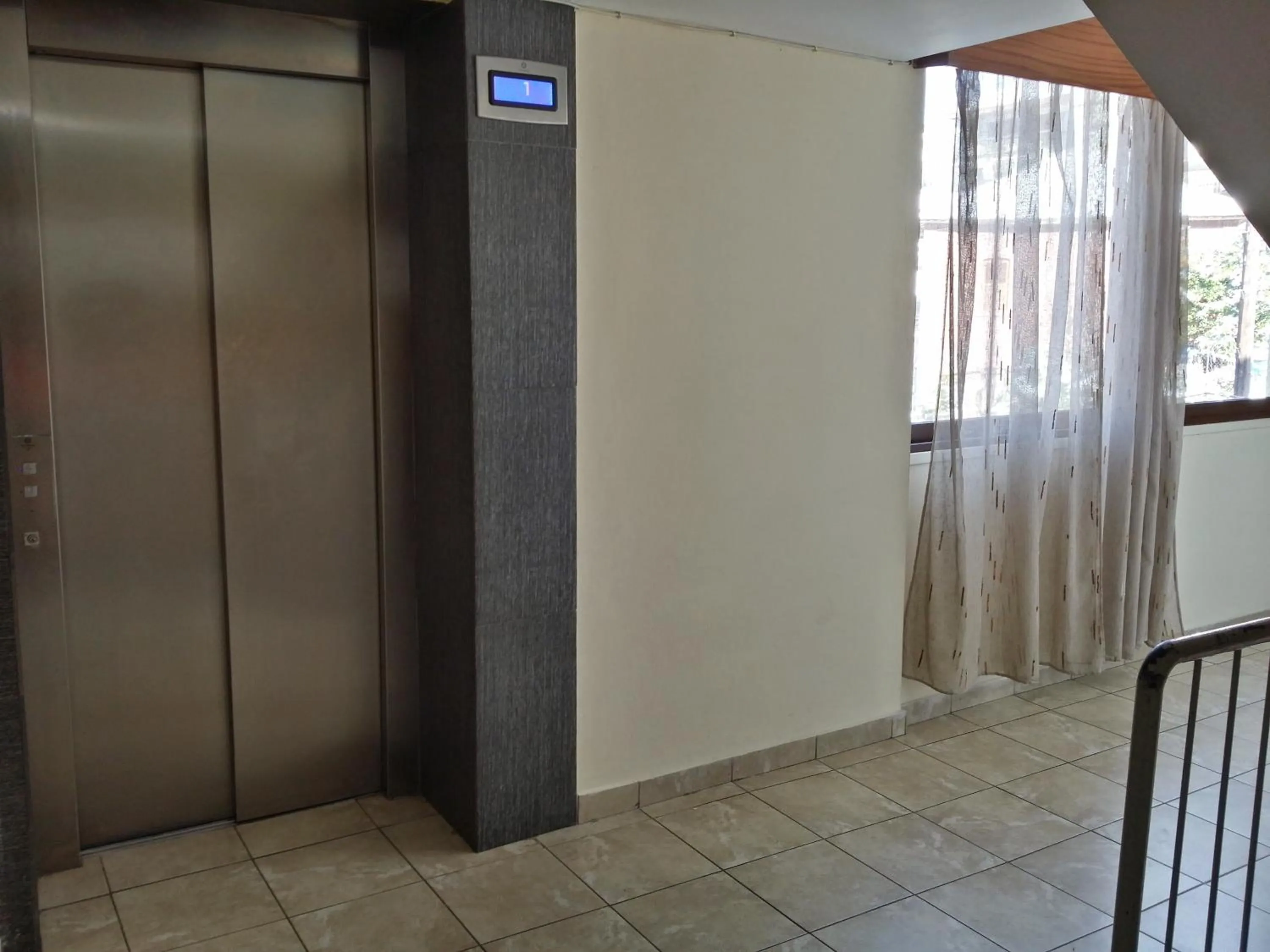 Area and facilities in Minaides Hotel