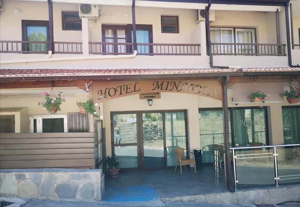 Facade/entrance in Minaides Hotel