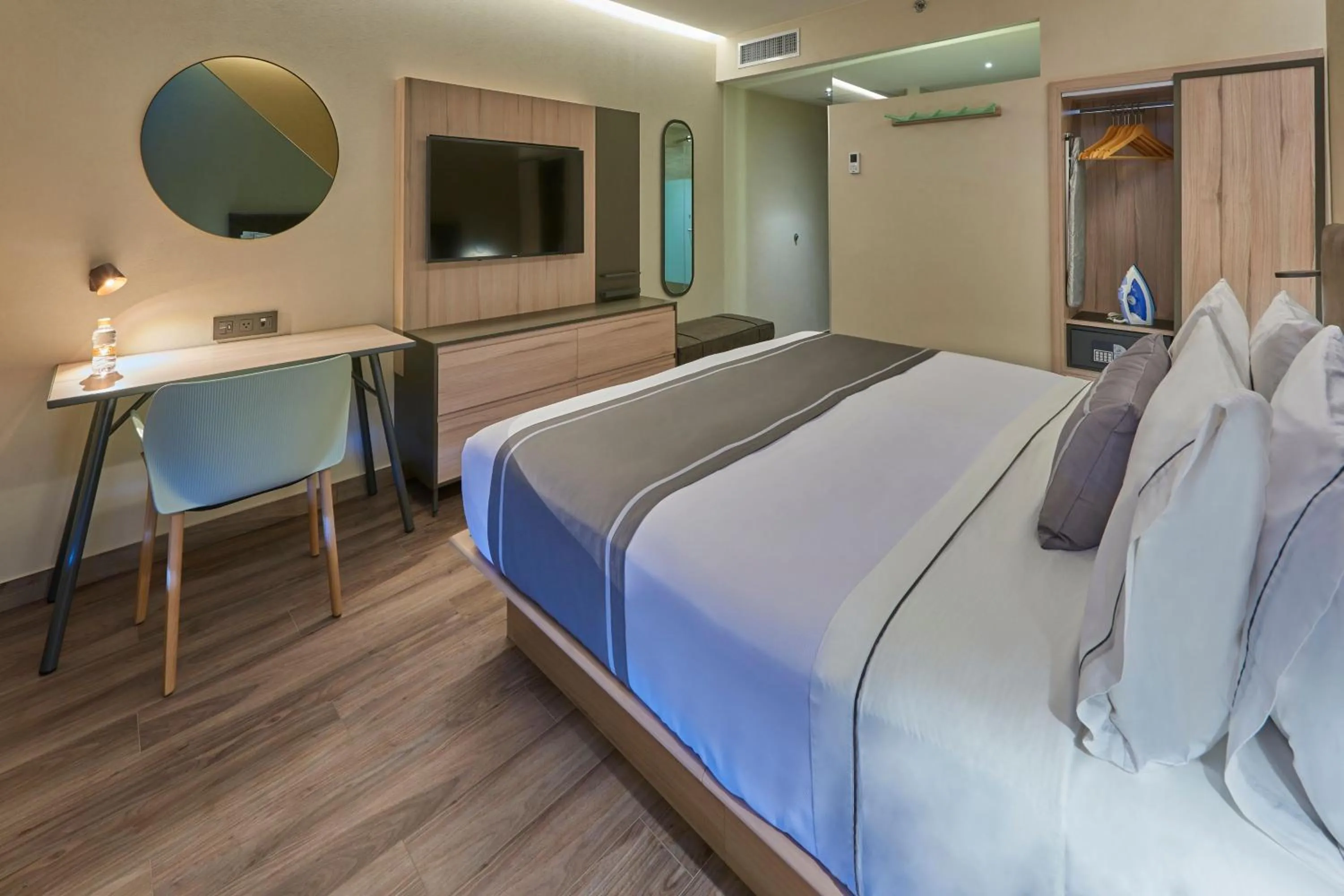 Bedroom, Bed in City Express Plus by Marriott Mazatlan