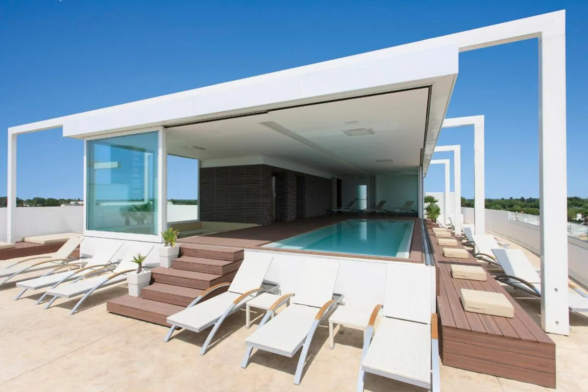 Hot Tub in Il Teatro