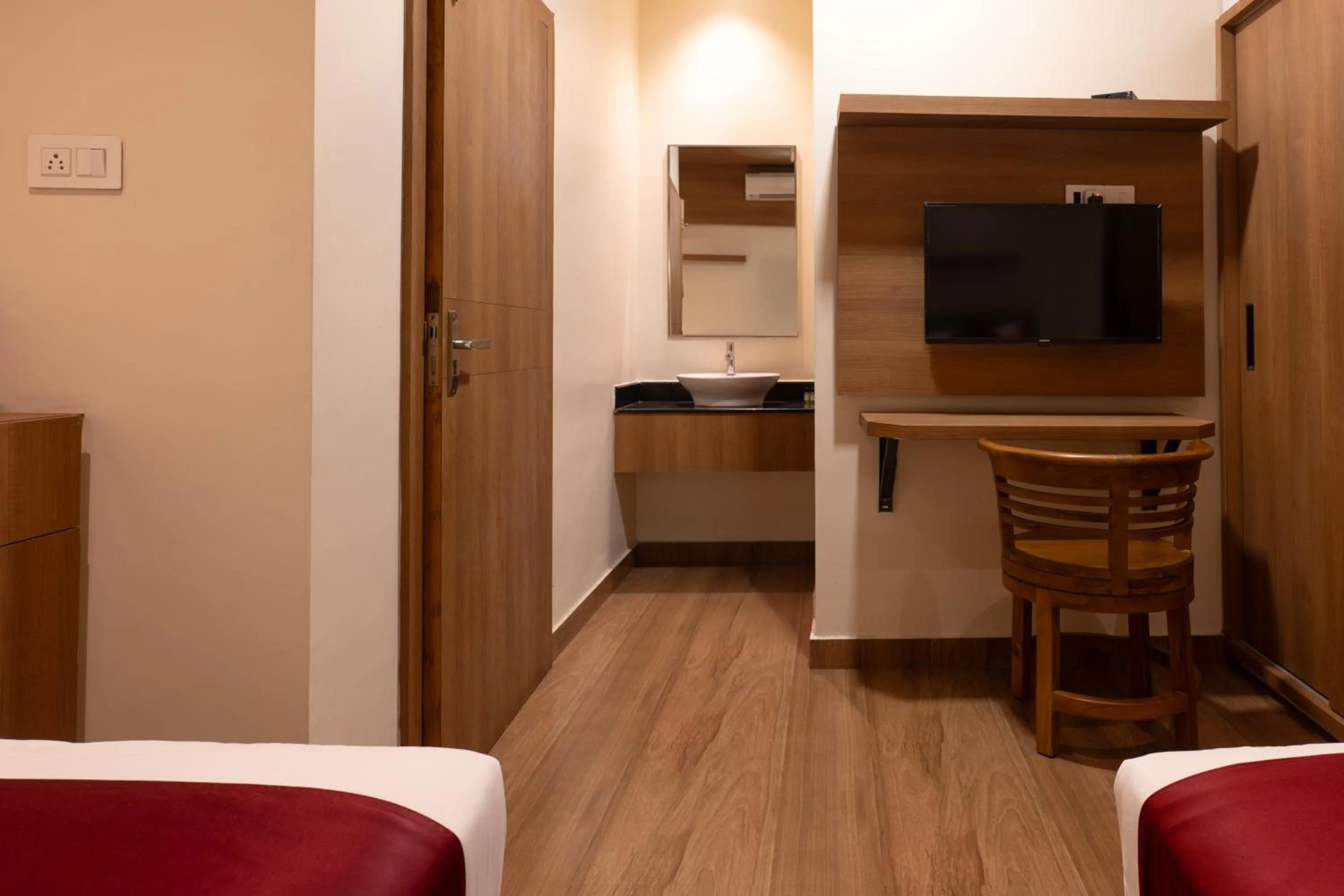 Communal lounge/ TV room, Bed in MEDLEY REGENCY