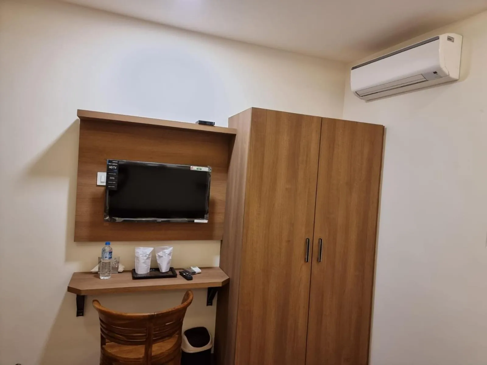 TV and multimedia in MEDLEY REGENCY