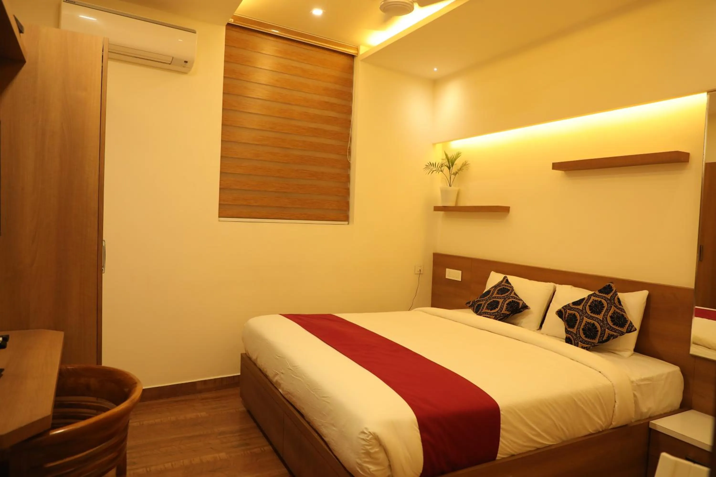 Bed in MEDLEY REGENCY