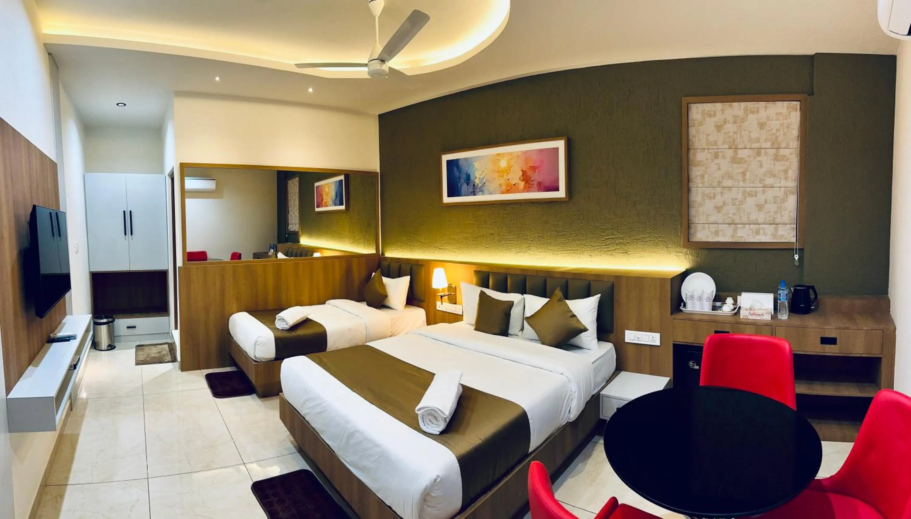 TV and multimedia in MEDLEY REGENCY