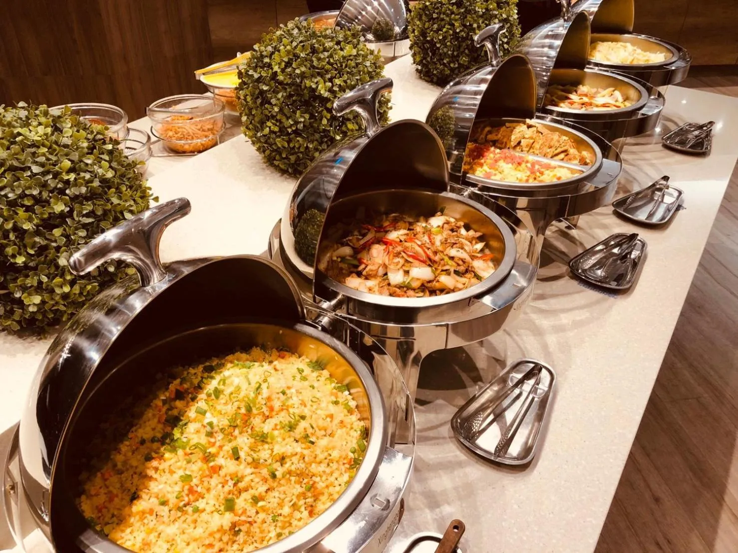 Buffet breakfast in Palmer Hotel