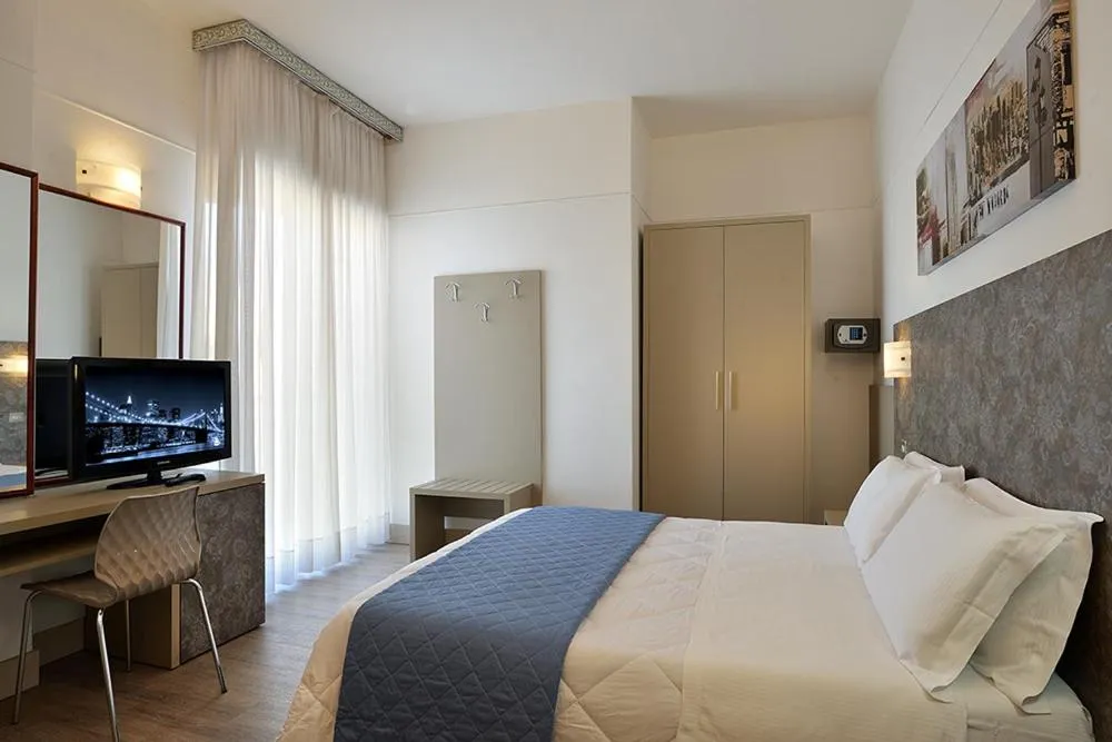 TV and multimedia, Bed in Hotel Tiberius