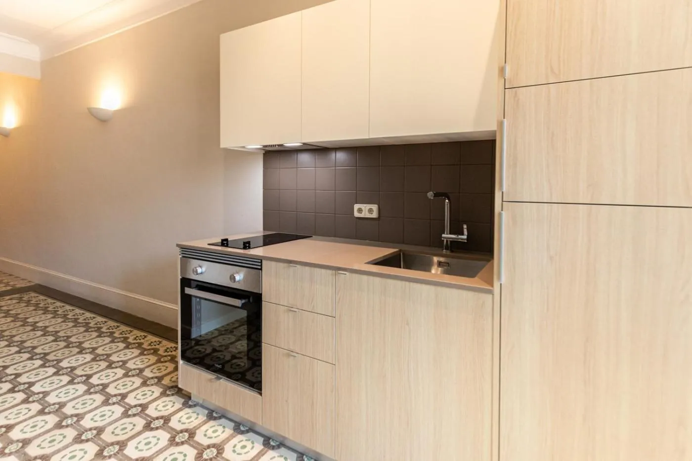 Kitchen or kitchenette in Weflating Sant Antoni Market