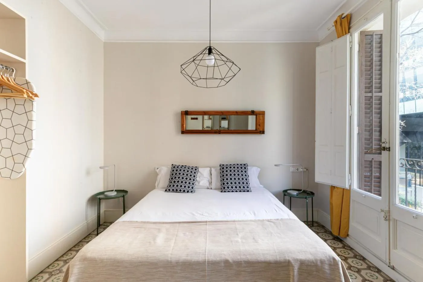 Bedroom, Bed in Weflating Sant Antoni Market