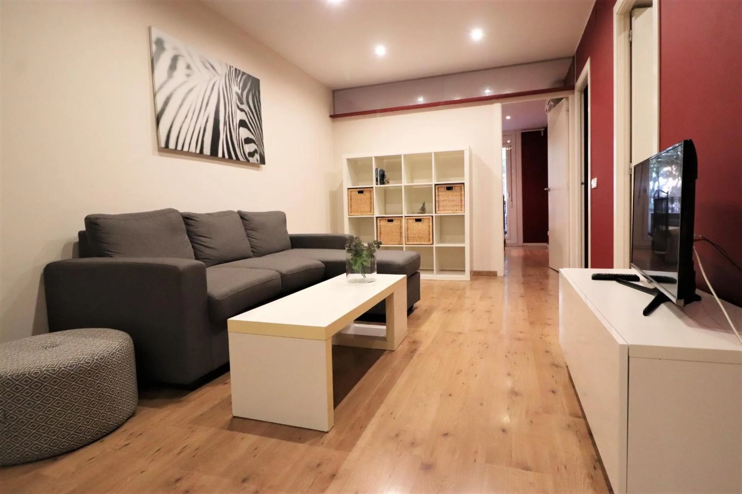 Photo of the whole room in Weflating Sant Antoni Market