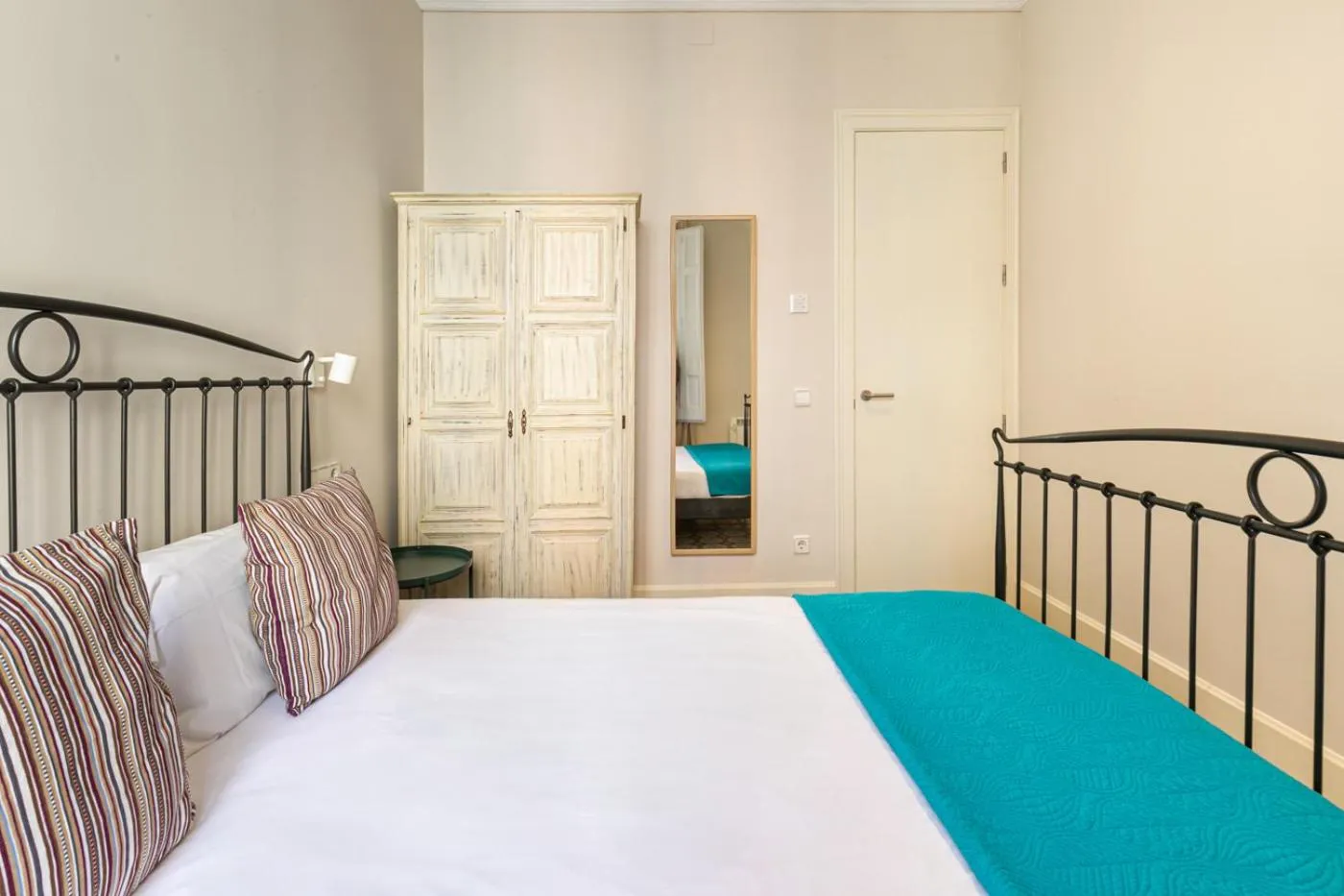 Bed in Weflating Sant Antoni Market