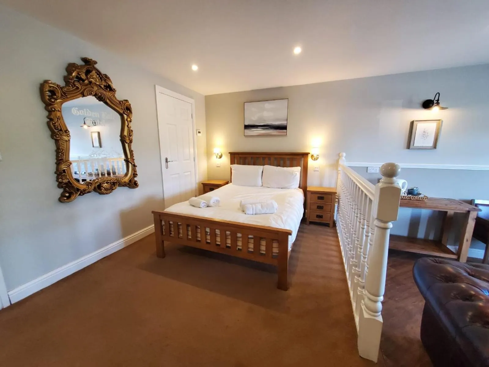 Property building, Bed in The Golden Ball Cottages