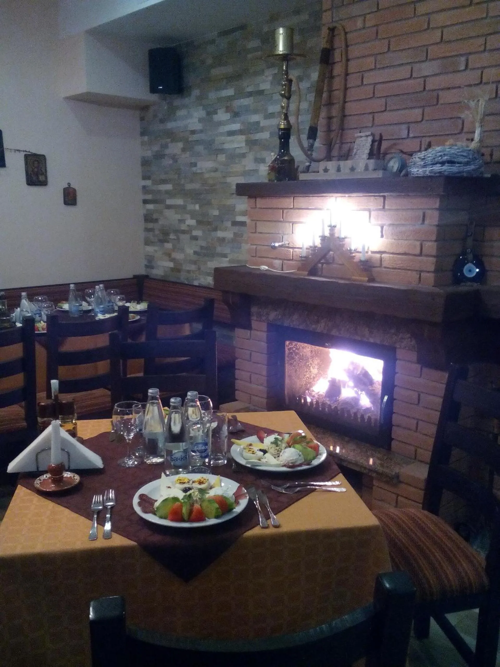 Restaurant/places to eat in Family Hotel Chiflik Hills