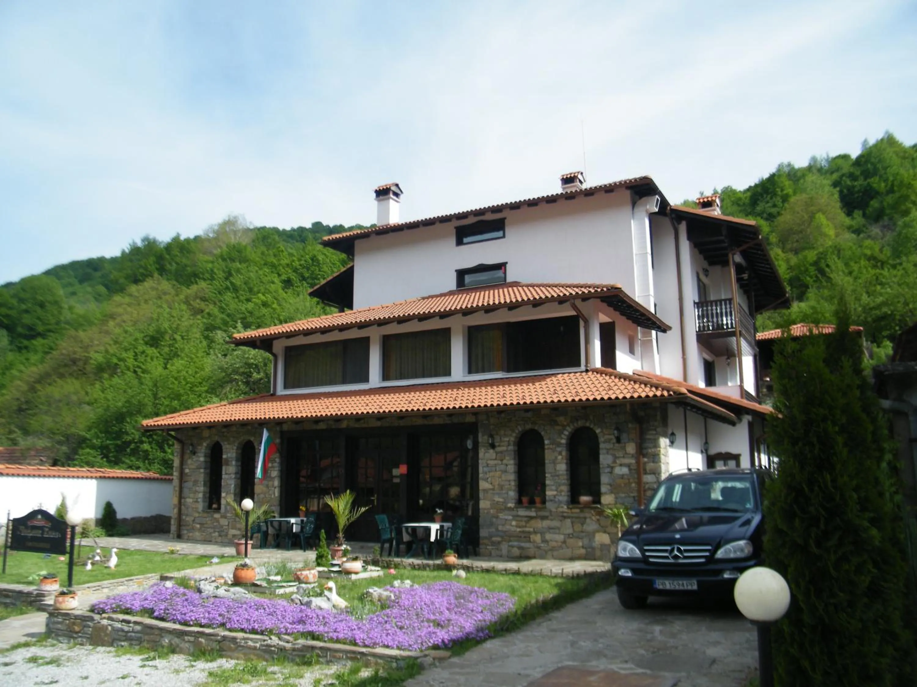 Day in Family Hotel Chiflik Hills