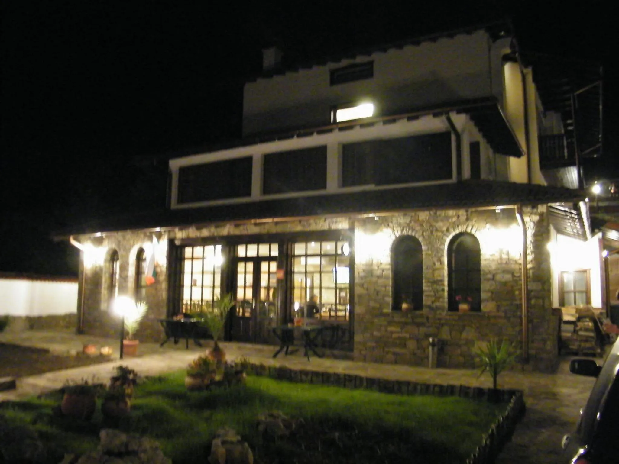 Restaurant/places to eat in Family Hotel Chiflik Hills