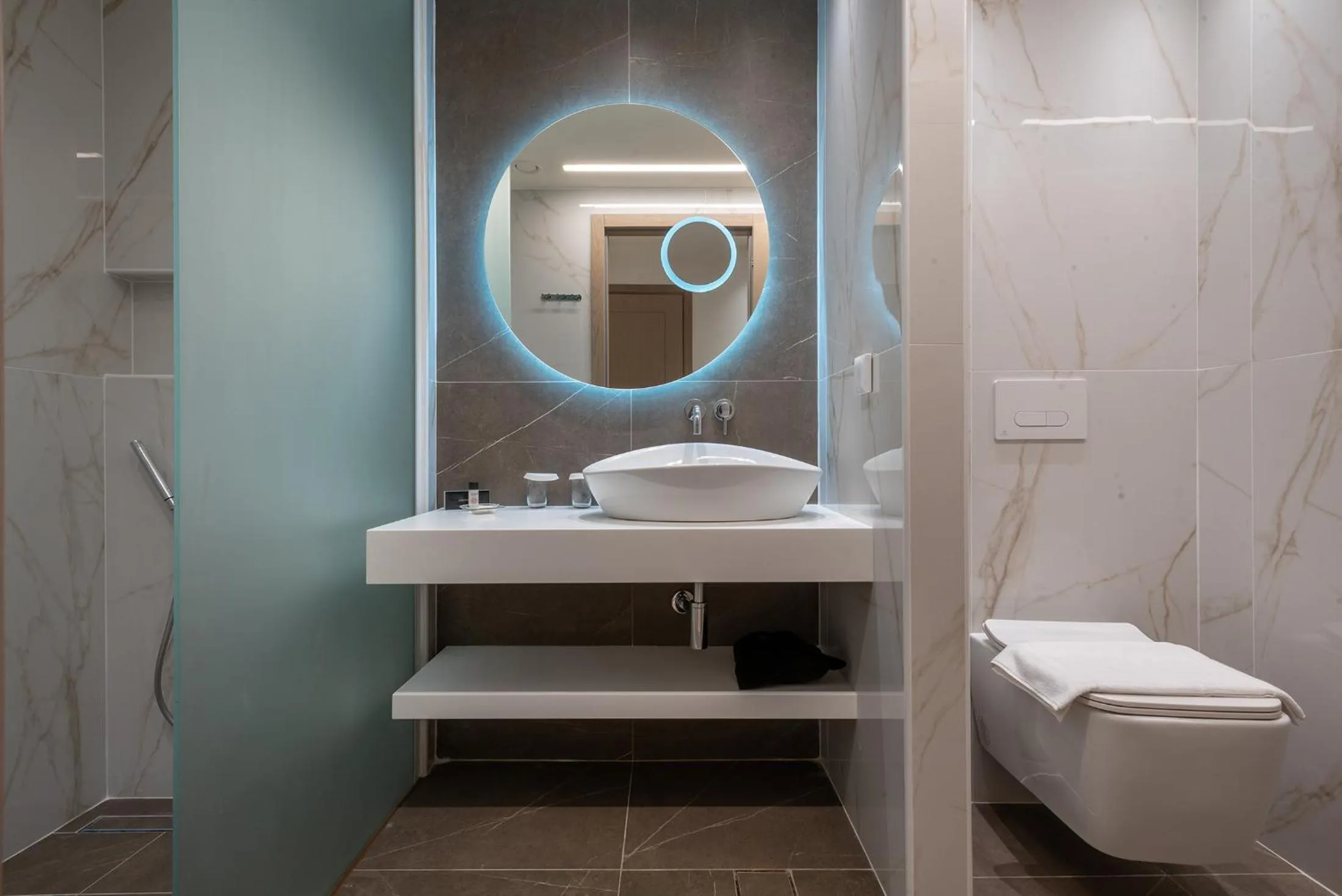 Bathroom in GRAND PATELLI