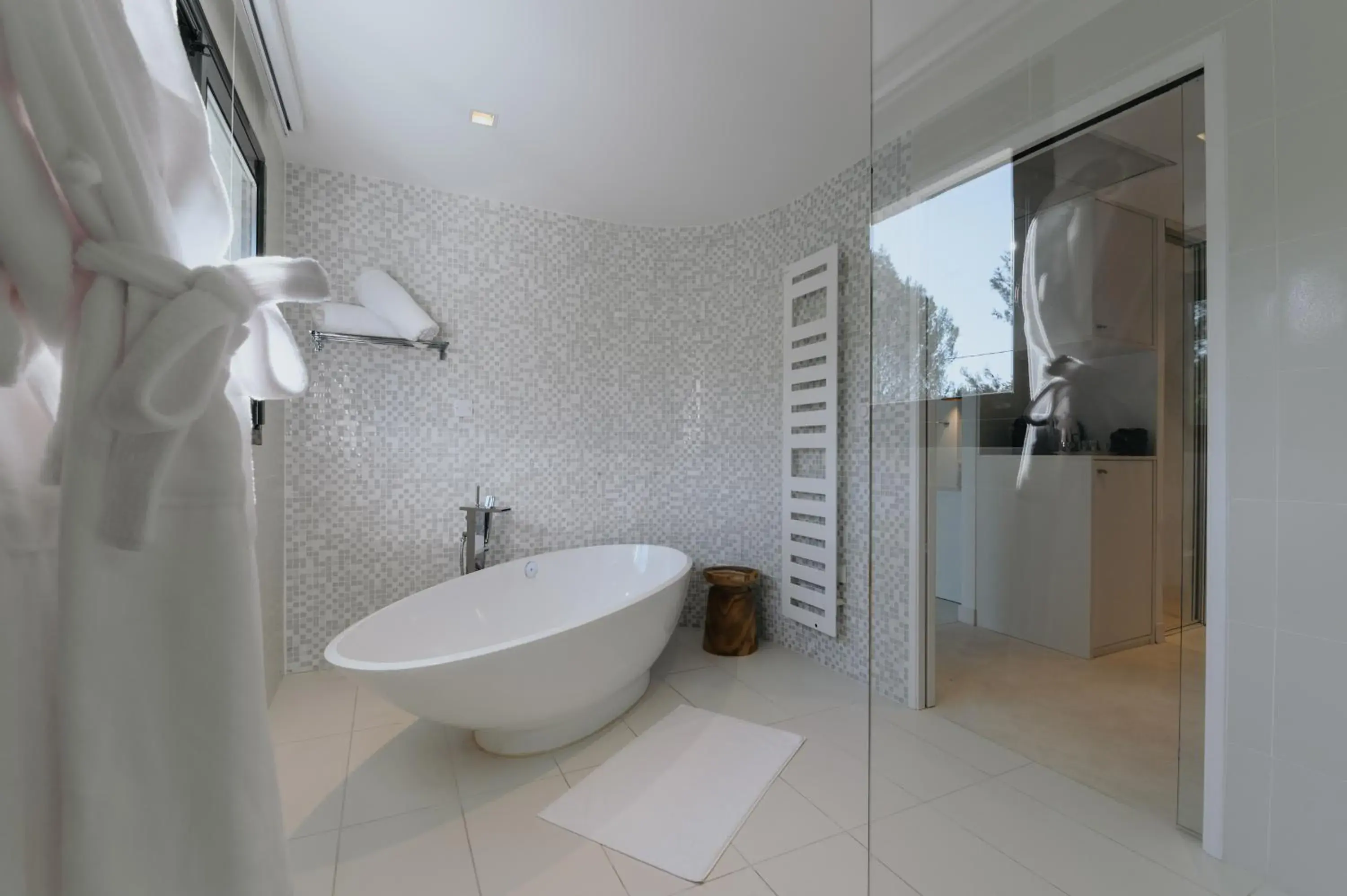 Premium Quadruple Room in Le Meez Premium Quadruple Room in Le Meez