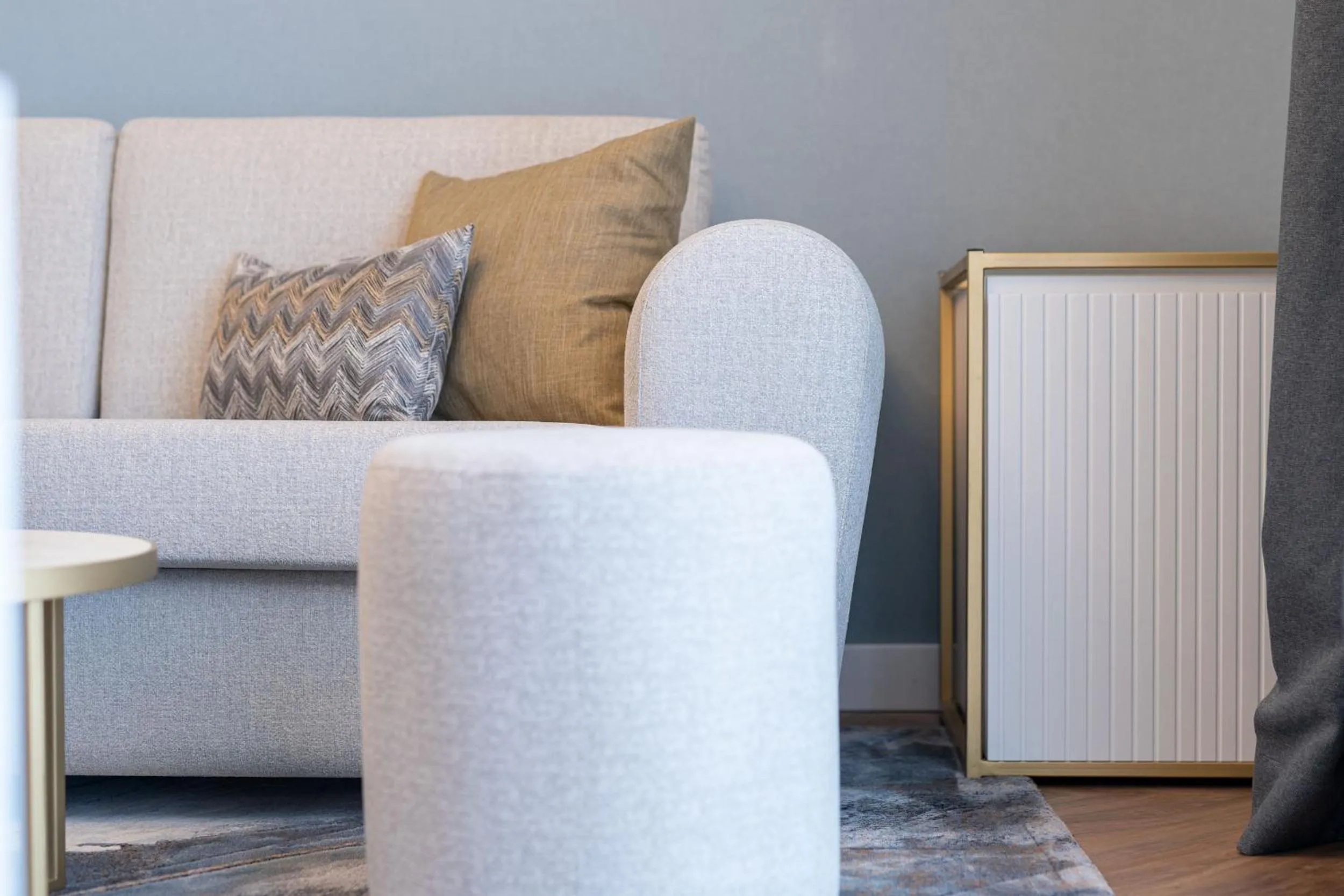 Living room in Hotel Millennium by Aycon