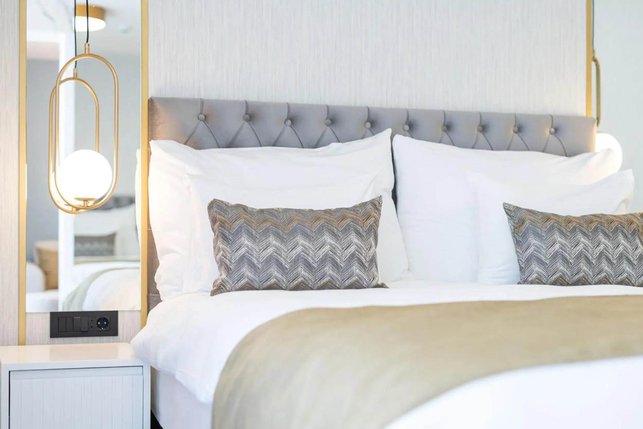 Bedroom, Bed in Hotel Millennium by Aycon Bedroom, Bed in Hotel Millennium by Aycon