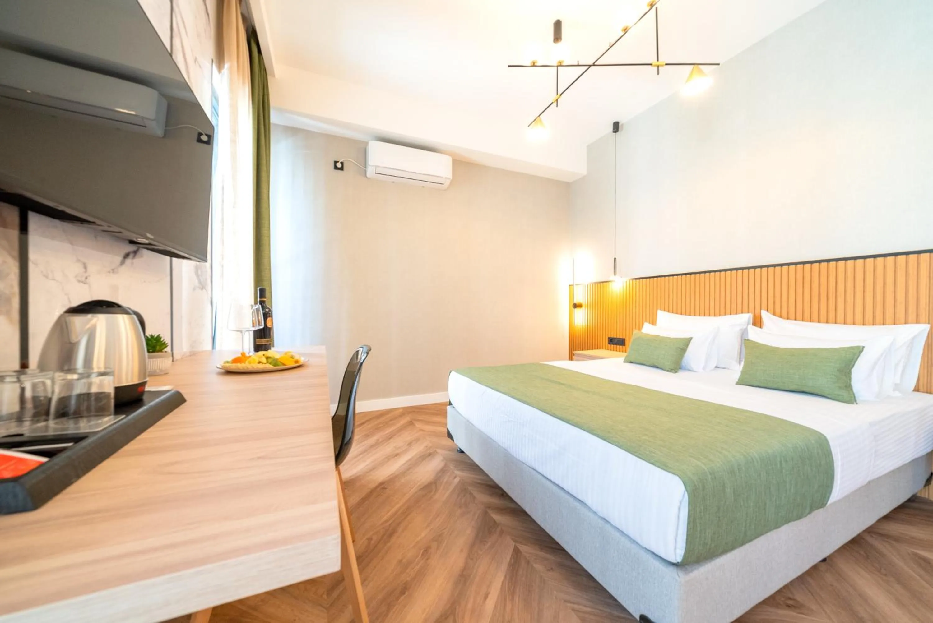 Photo of the whole room, Bed in Hotel Millennium by Aycon