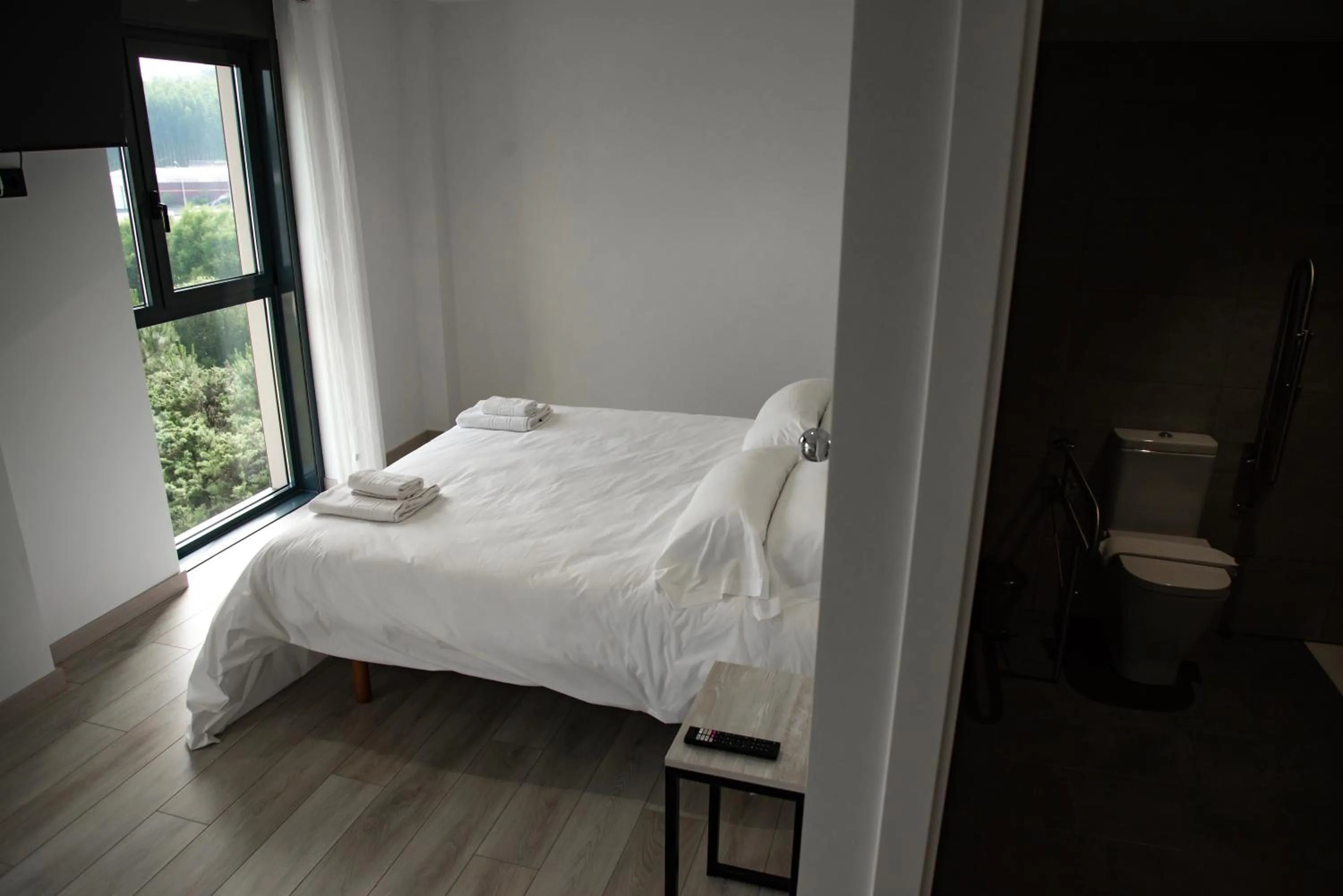 Photo of the whole room, Bed in Hotel Chips Fene