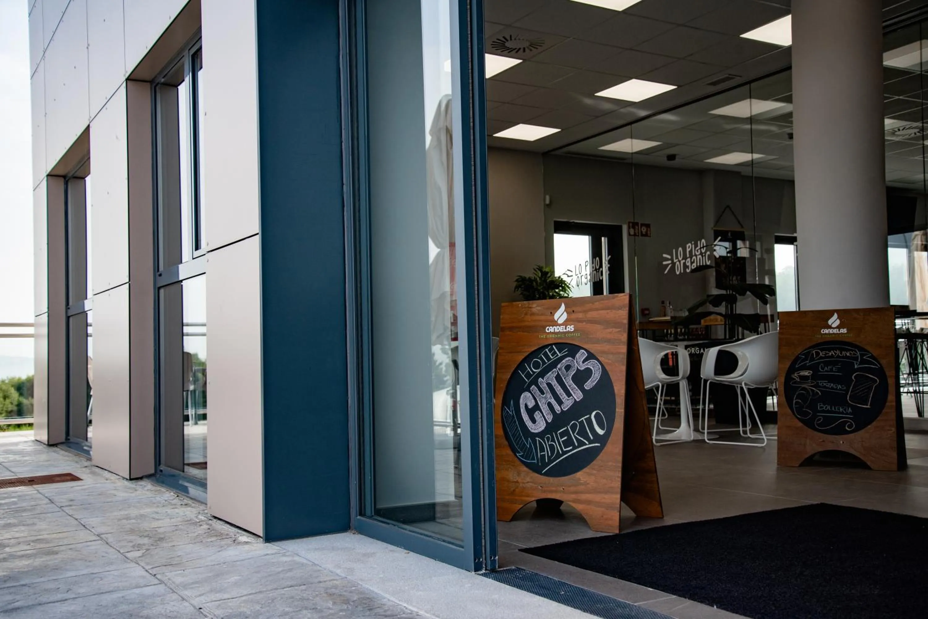 Facade/entrance in Hotel Chips Fene