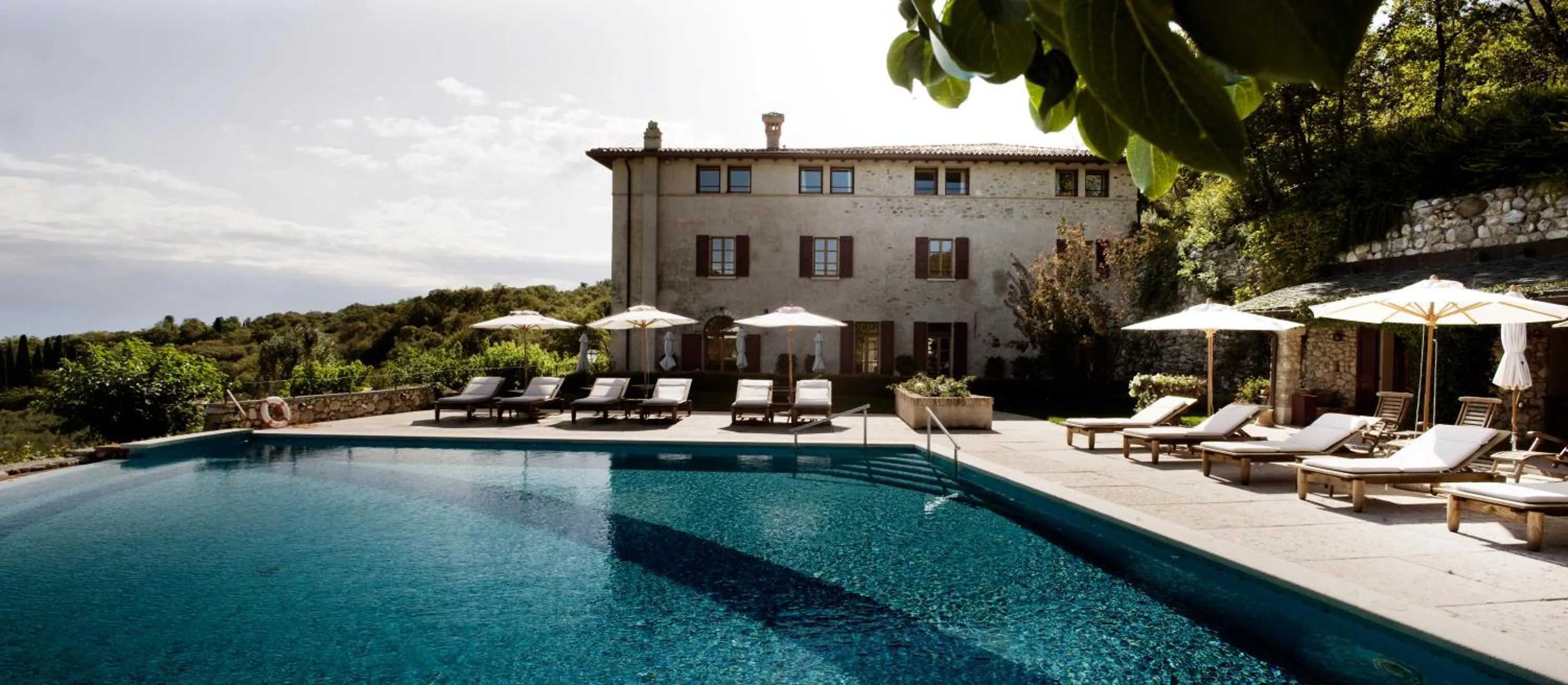 Property building in Villa Arcadio
