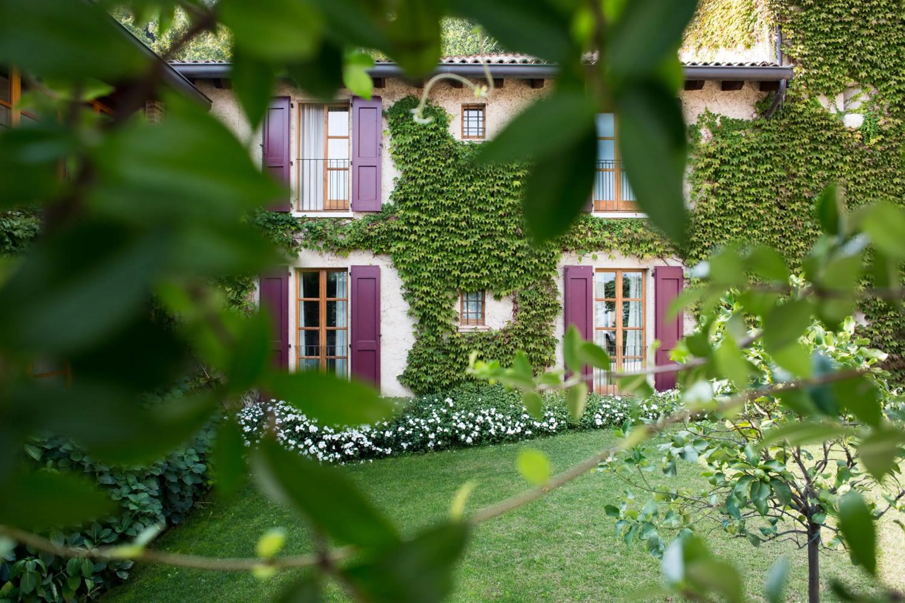 Property building in Villa Arcadio