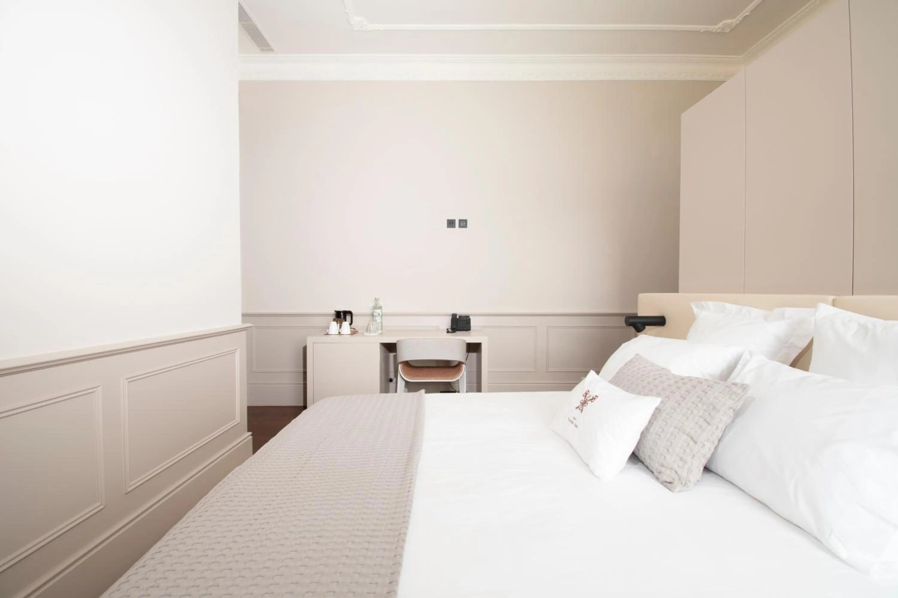 Bed in Casa Noronha Lima - Historic Stay