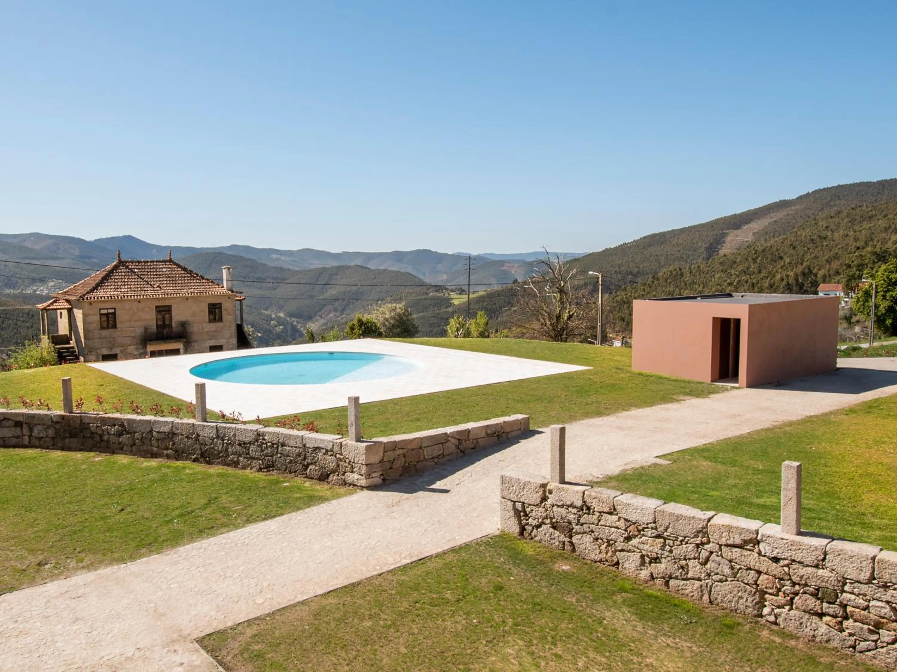 Pool view in Casa Noronha Lima - Historic Stay