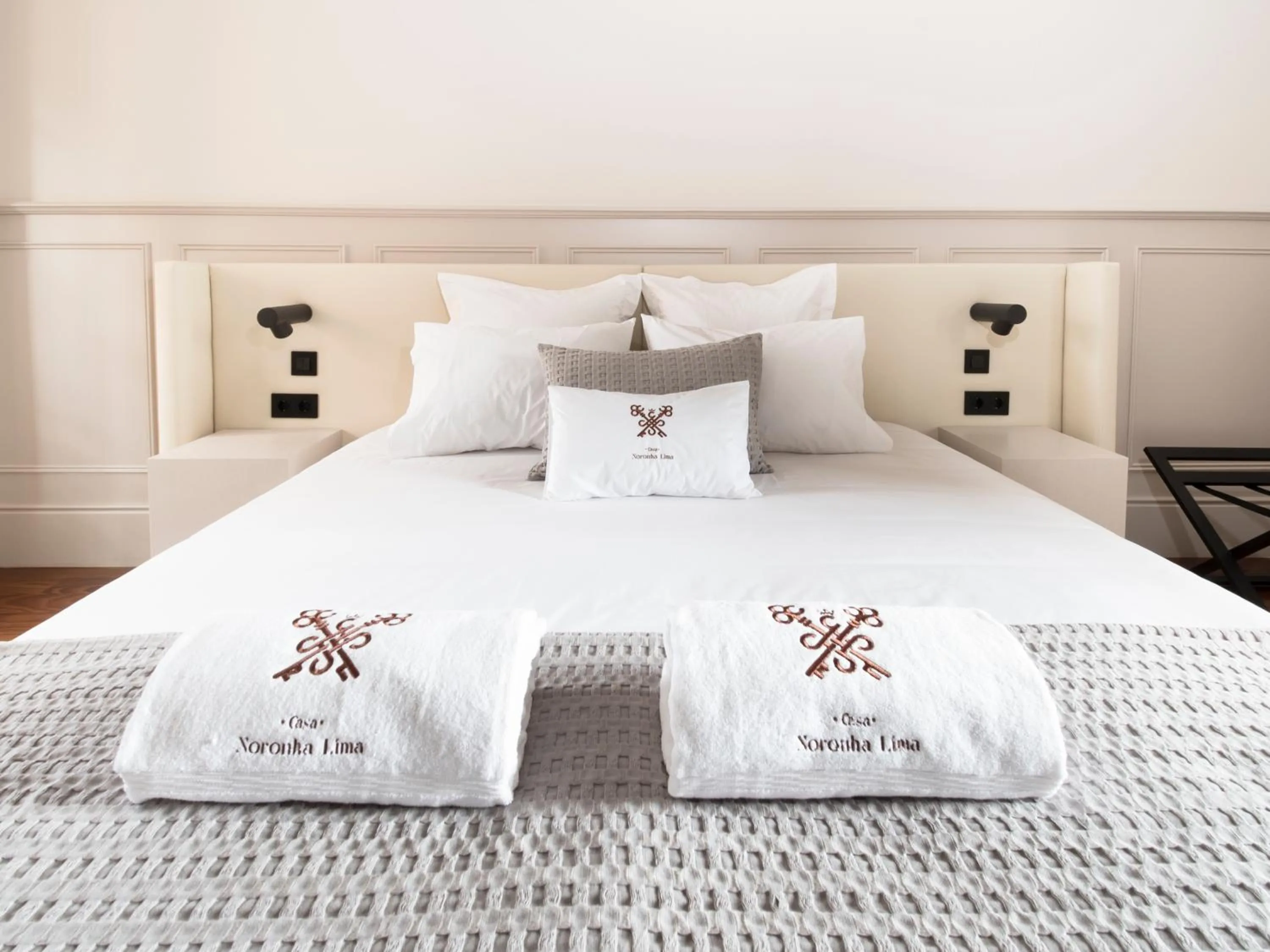 Bed in Casa Noronha Lima - Historic Stay