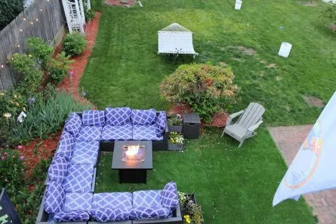 NEW! Family-Friendly Getaway -1 Mi to Dtwn Salem w Roof Deck & Tiki Bar