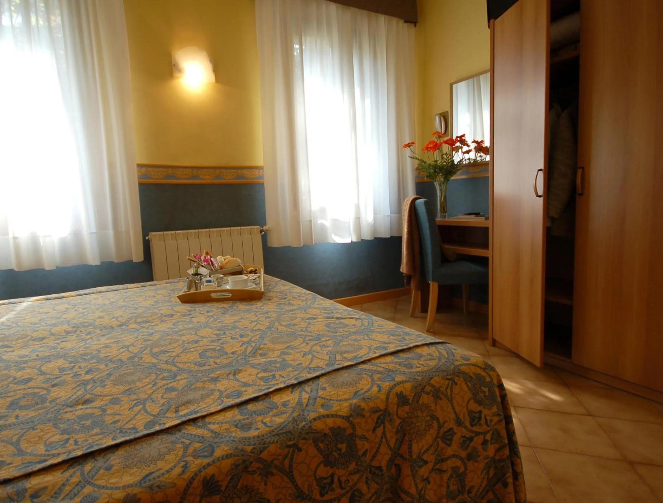 Photo of the whole room in Antica Villa Graziella Venice - Atika & Atif