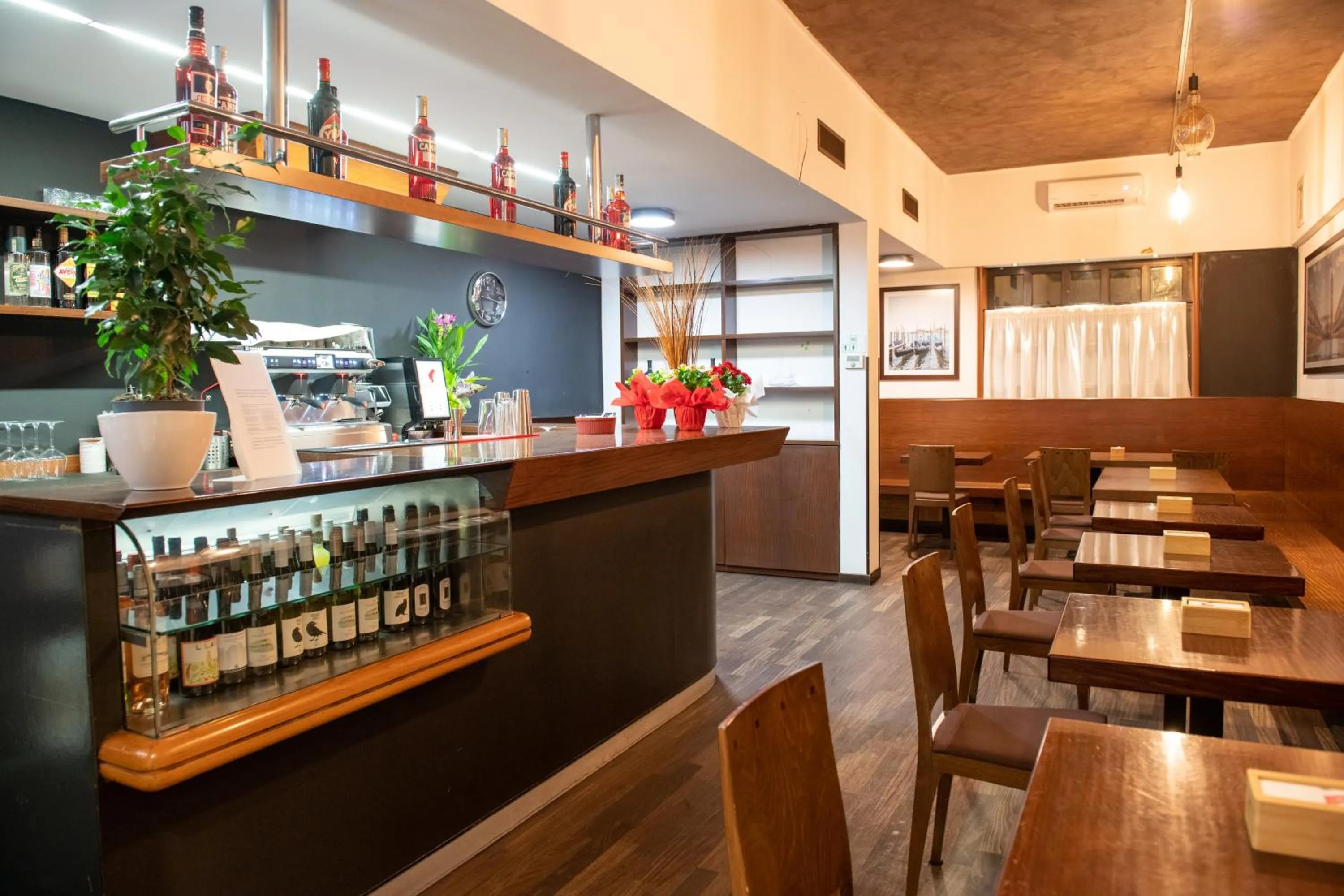 Restaurant/places to eat in Antica Villa Graziella Venice - Atika & Atif