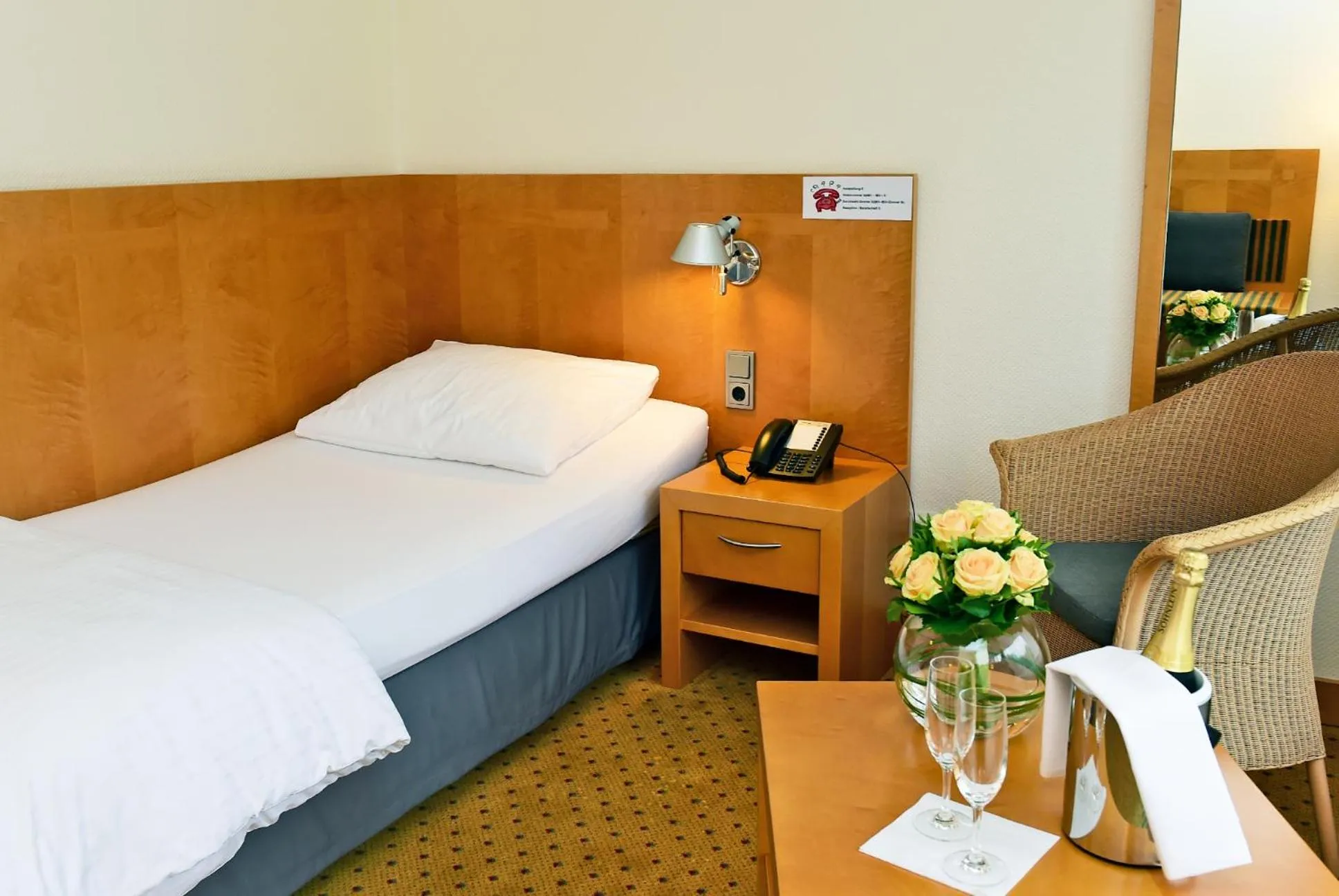 Bed in Hotel Am Kurpark