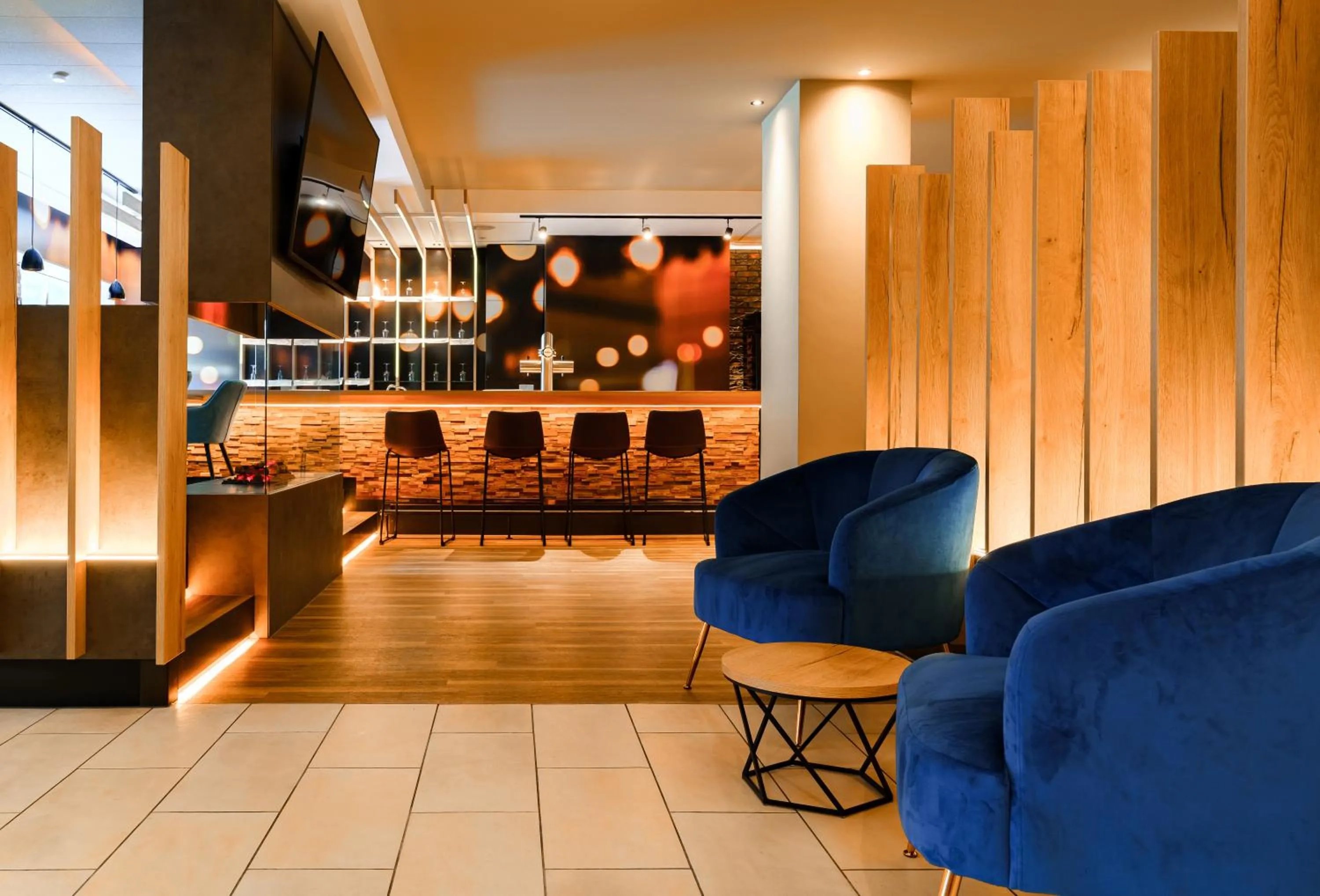 Restaurant/places to eat in Hotel Am Kurpark