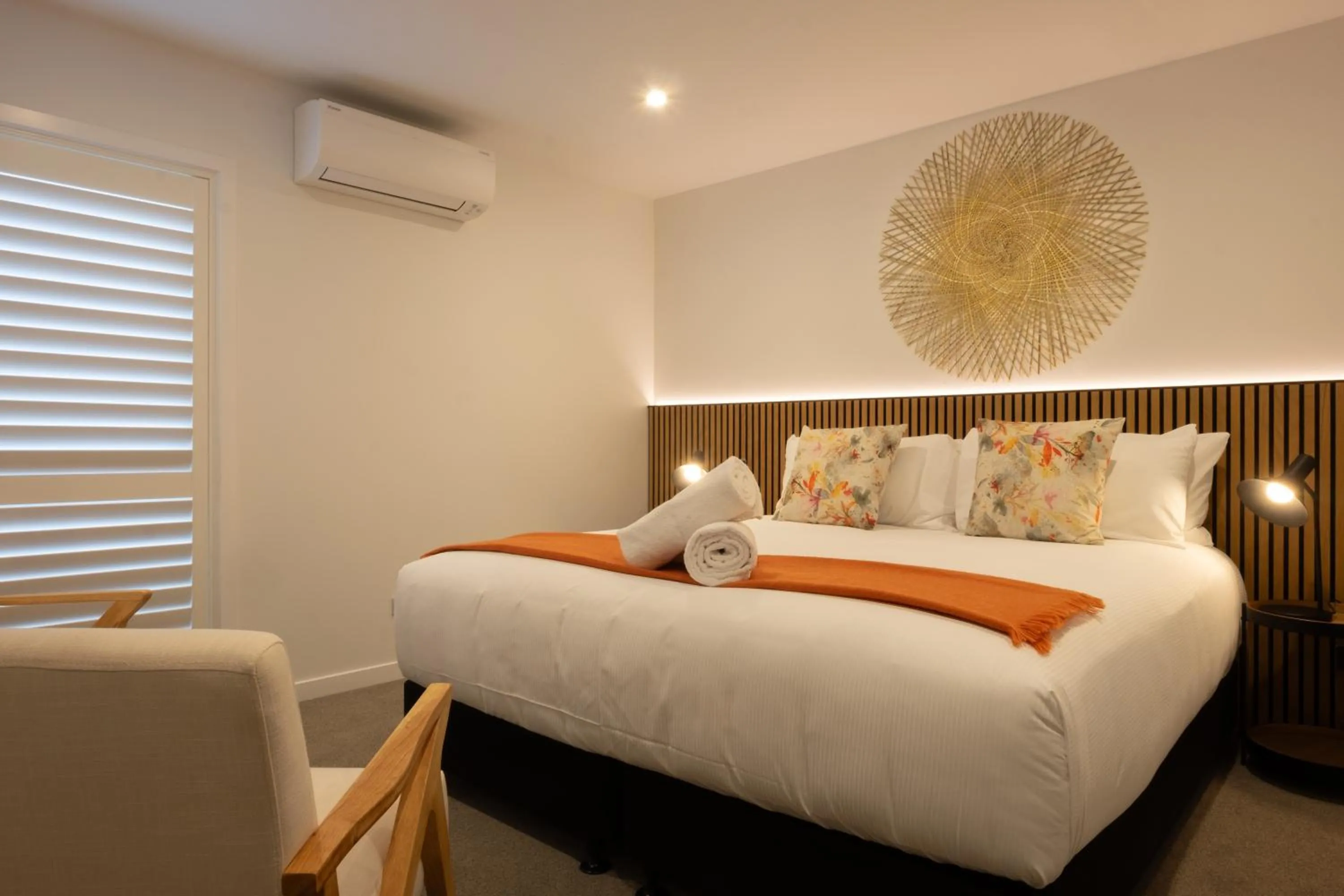 Bedroom, Bed in Alpine Junction Townhouse Apartments, Lodge & Hotel