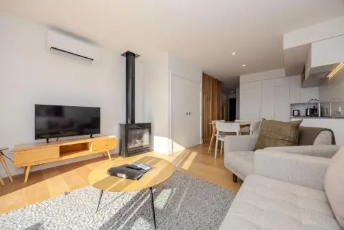 Alpine Junction Townhouse Apartments, Lodge & Hotel