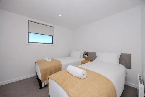 Alpine Junction Townhouse Apartments, Lodge & Hotel