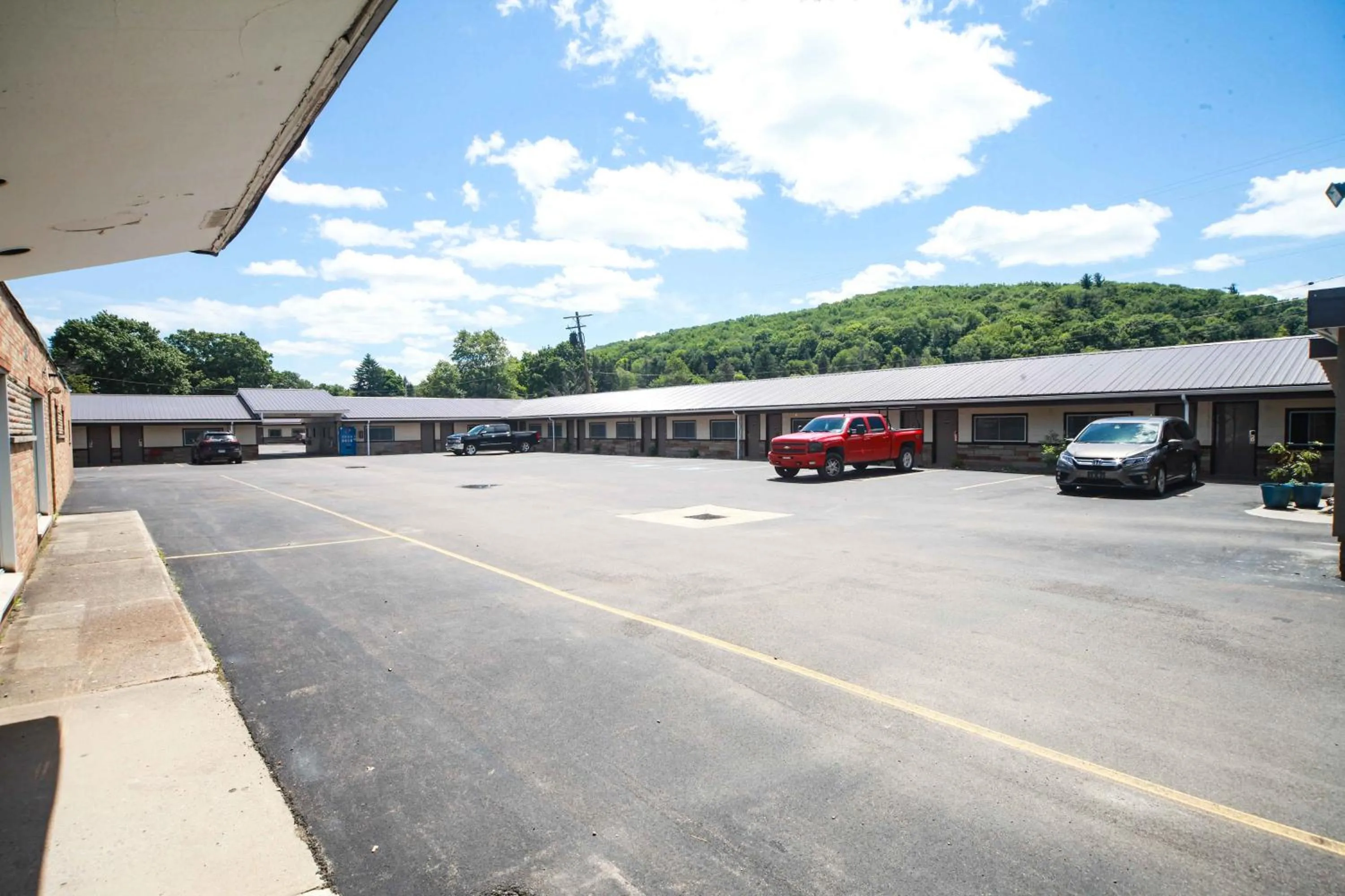 Property building in Relax Inn Bradford