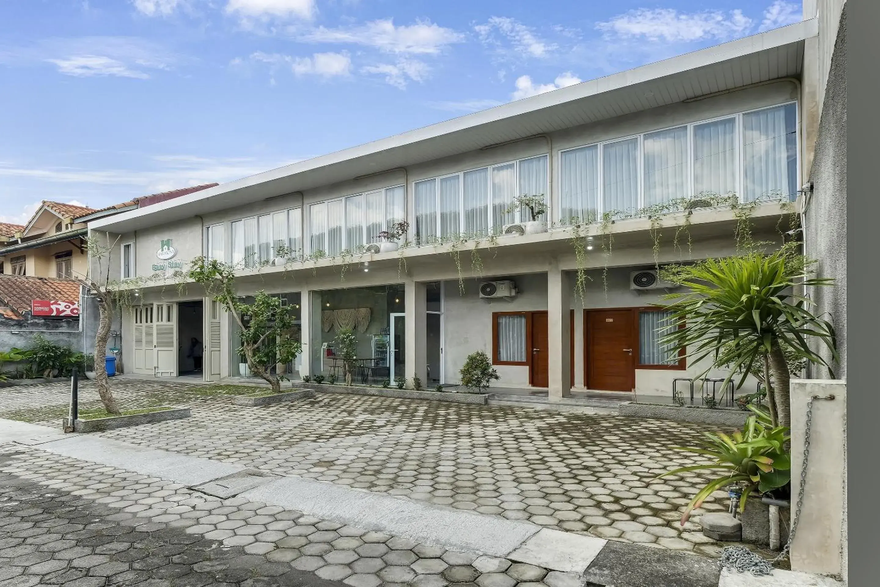 Facade/entrance in Capital O 90983 Harmony Easy Stay Facade/entrance in Capital O 90983 Harmony Easy Stay