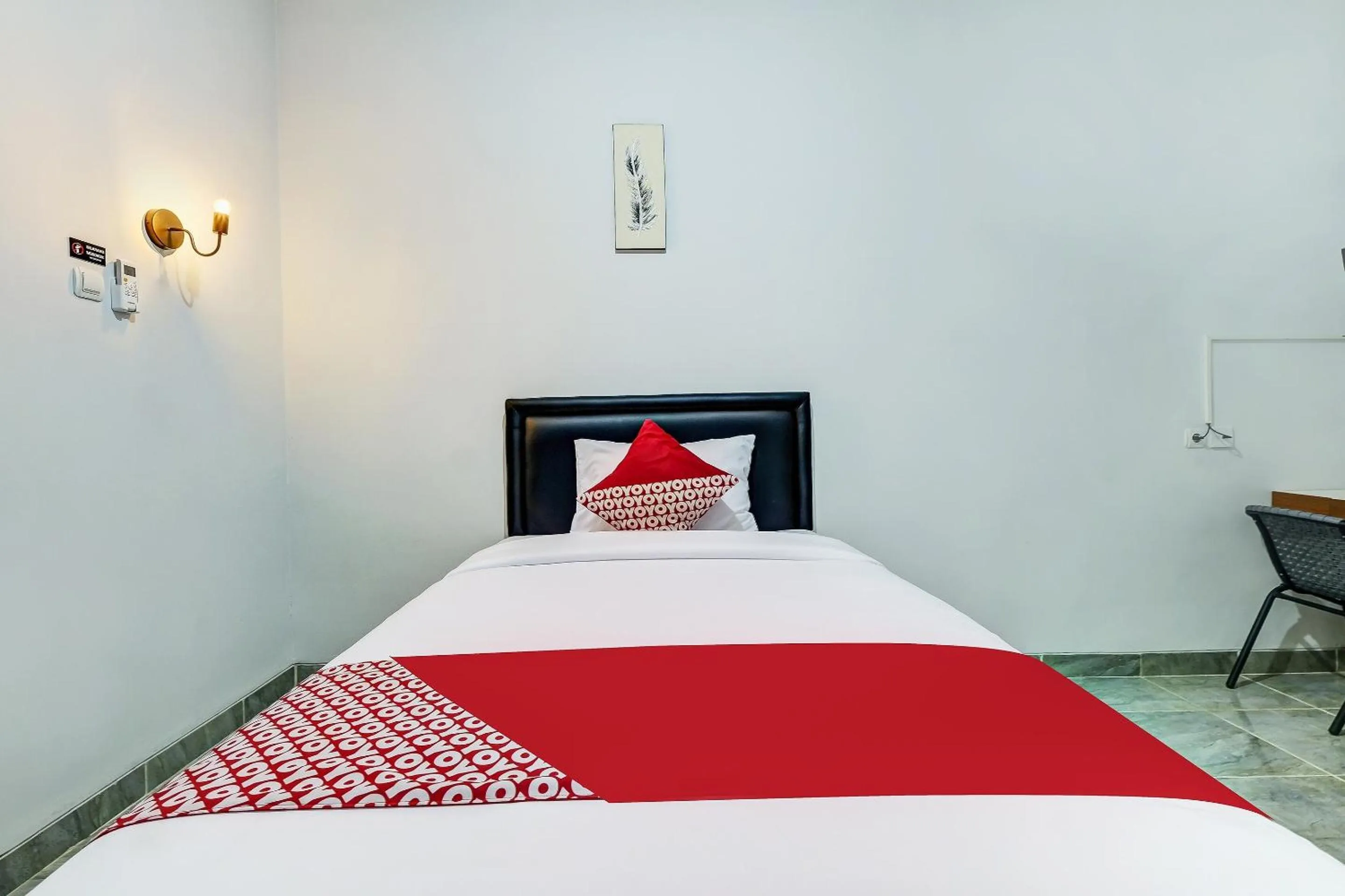 Bedroom, Bed in Capital O 90983 Harmony Easy Stay