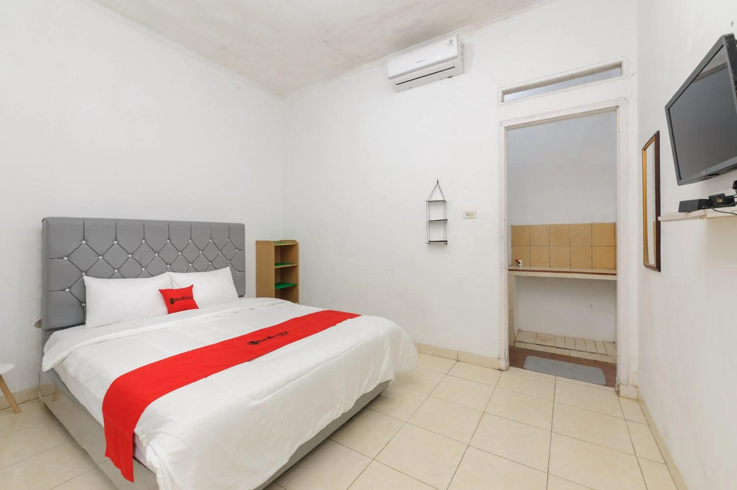 Bed in OYO 91068 Penginapan Way Semaka Syariah