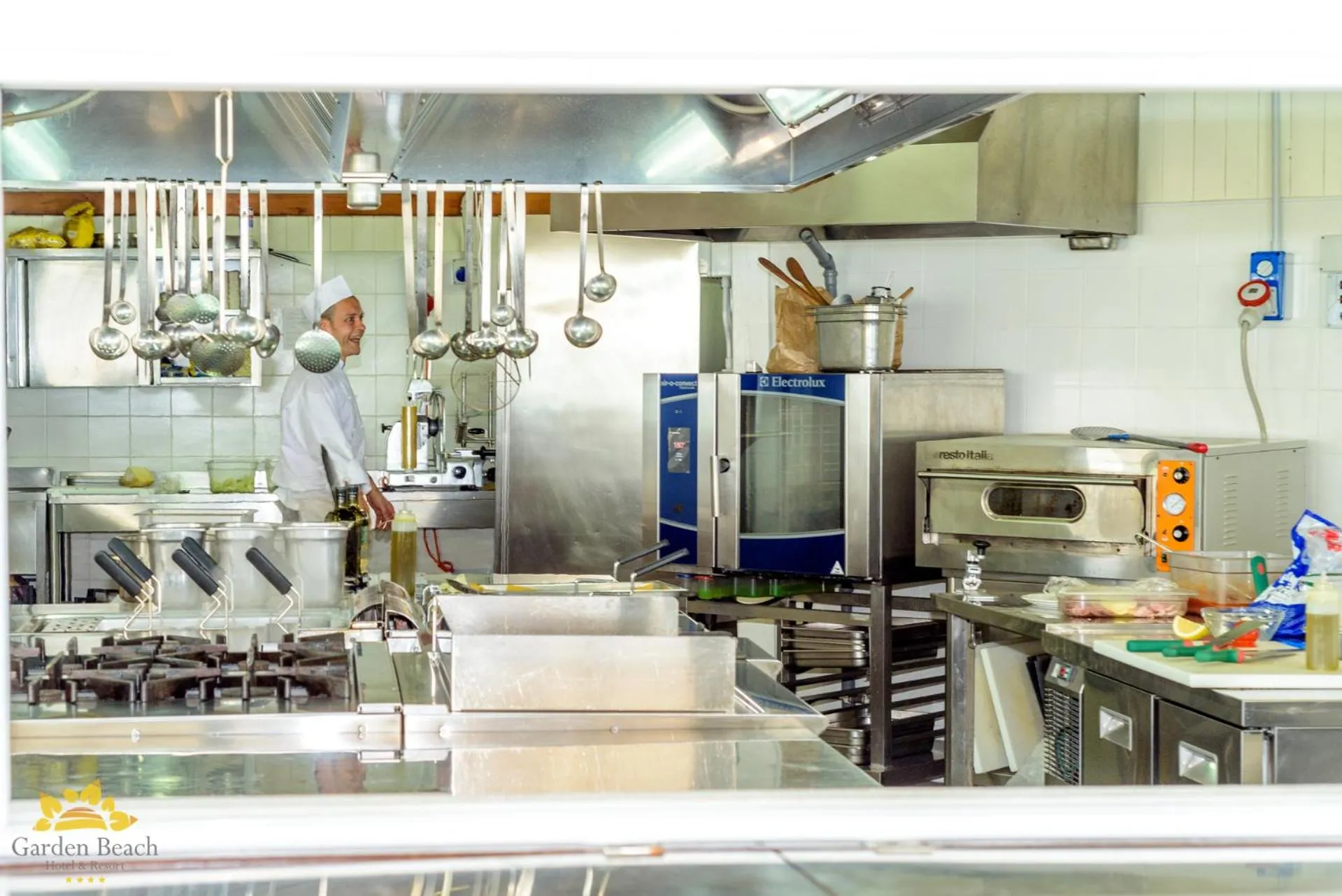 Restaurant/places to eat in Hotel Garden Beach