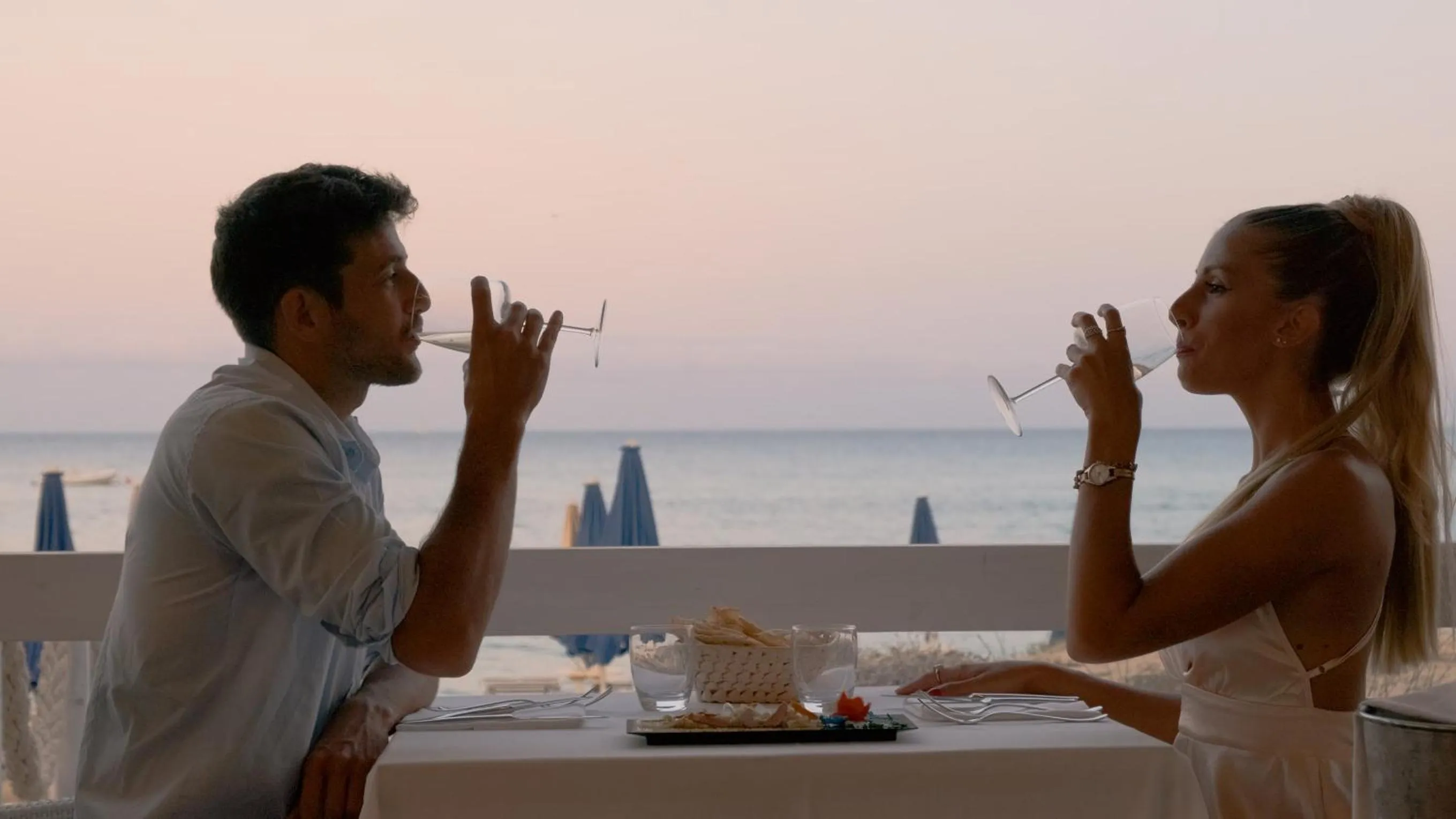 Restaurant/places to eat in Hotel Garden Beach