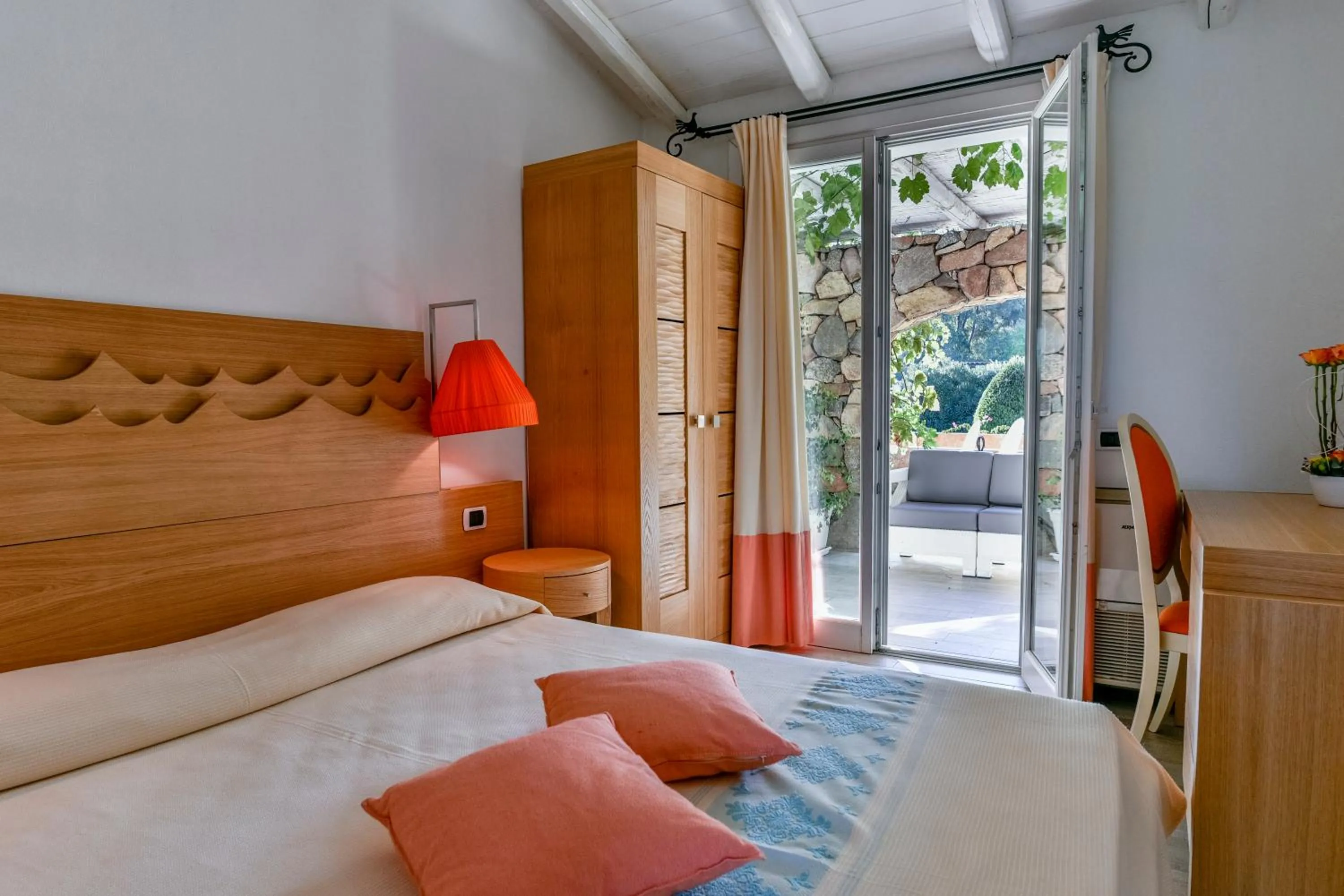 Photo of the whole room, Bed in Hotel Garden Beach