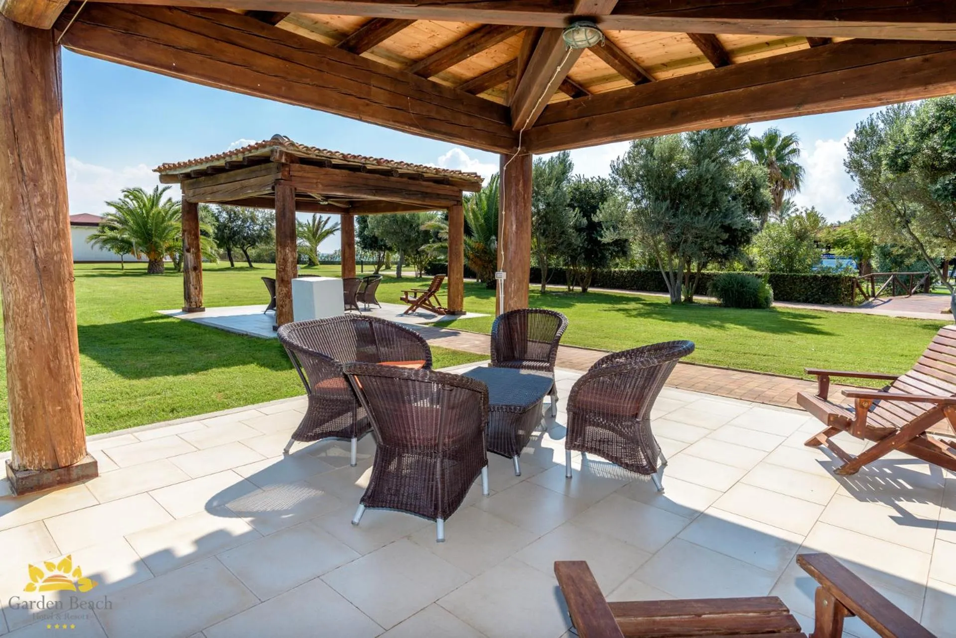 Area and facilities in Hotel Garden Beach