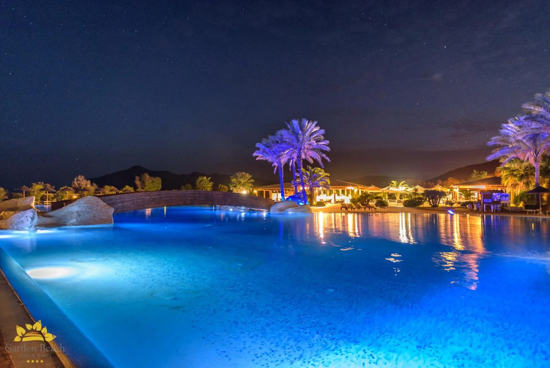 Night in Hotel Garden Beach