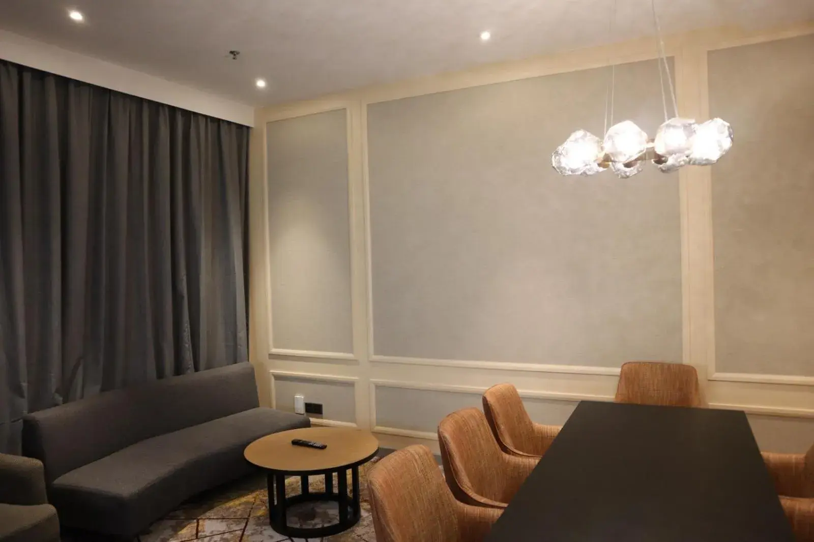 Living room in KSL ESPLANADE HOTEL with HOT SPRING Living room in KSL ESPLANADE HOTEL with HOT SPRING