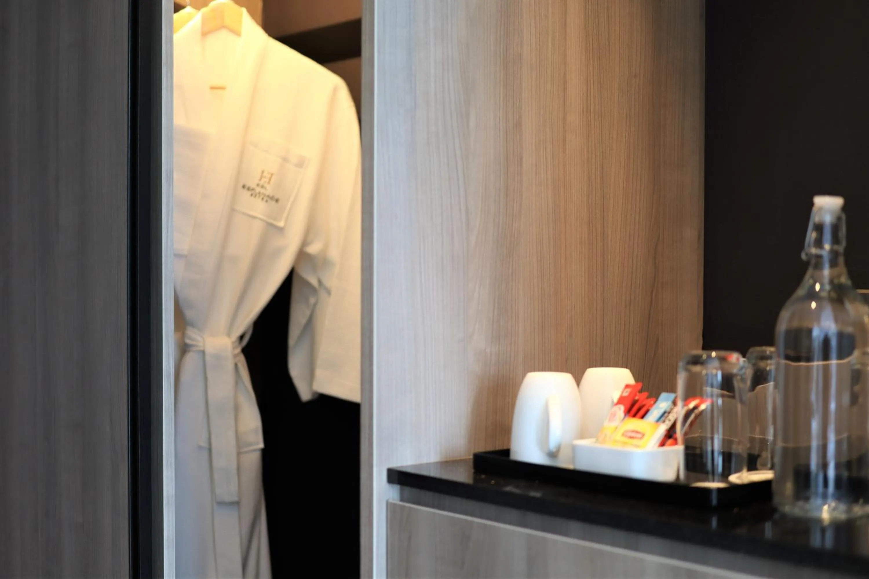 Coffee/tea facilities in KSL ESPLANADE HOTEL with HOT SPRING