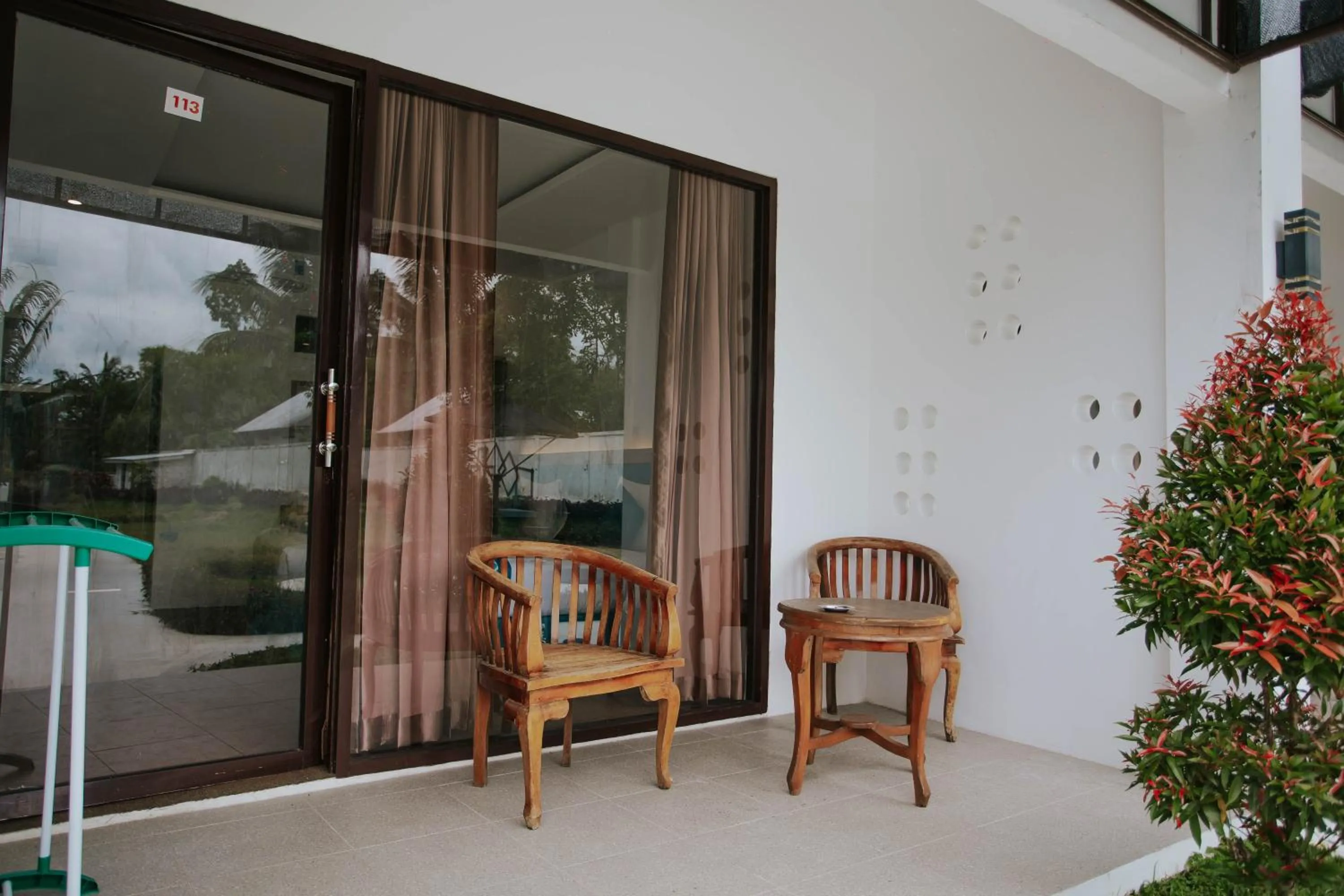 Patio in Nirvana Hotel Resort Tetebatu